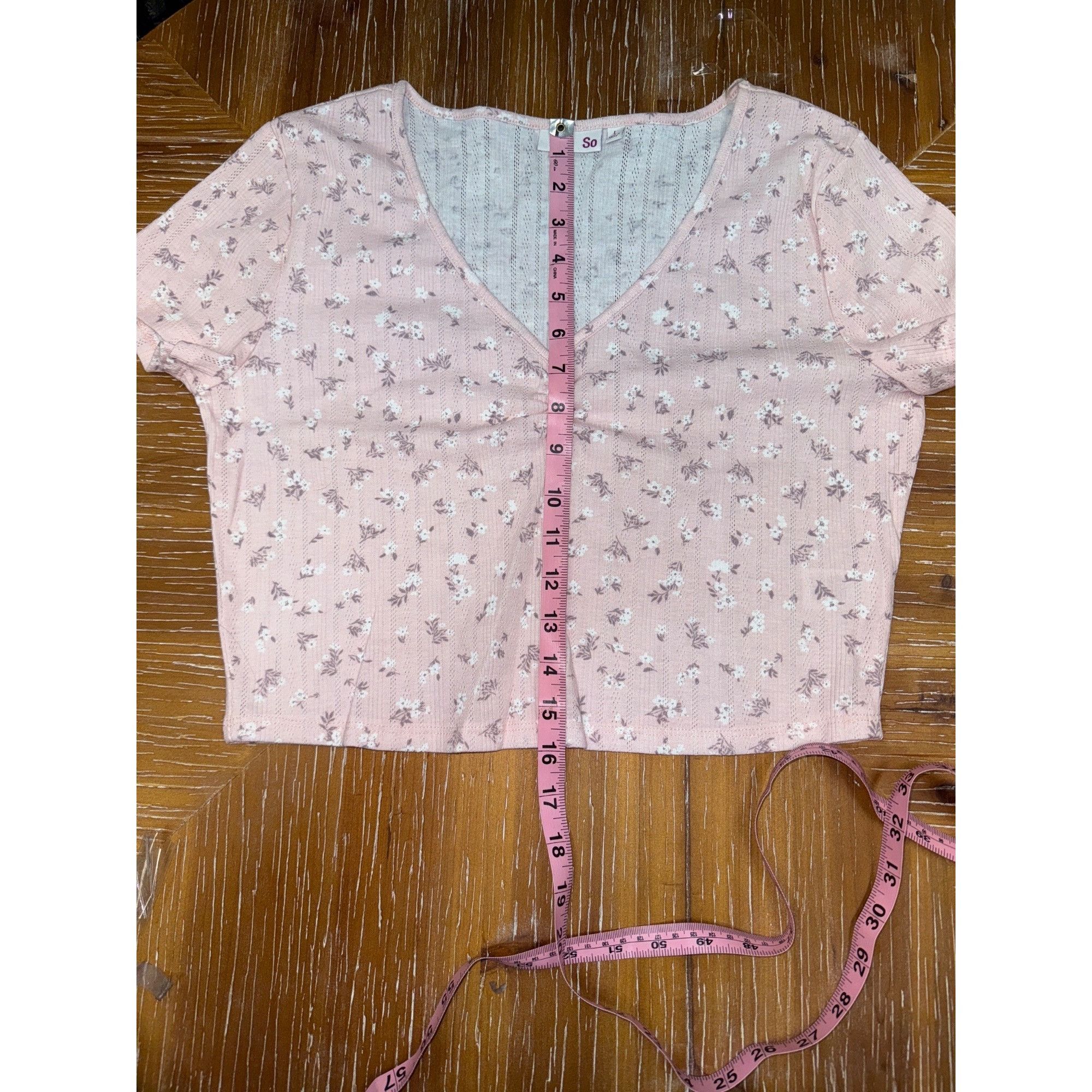 Other So Pink Floral Print Cropped V-Neck Tee Size L Size L / US 10 / IT 46 - 8 Thumbnail