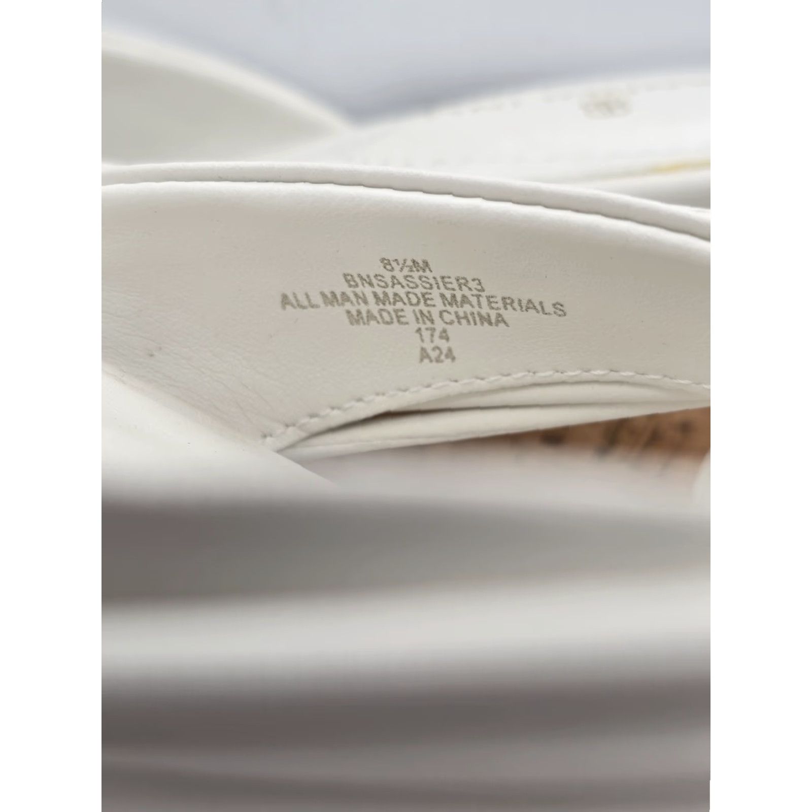 Vintage Bandolino SASSIER 3 Wedge Sandal | White Ivory 150 Sz 8.5 M | Bandolino Women's Sandal | White Size US 9 / IT 39 - 7 Thumbnail