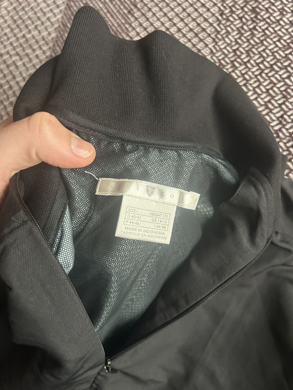 Nike Vintage Nike Golf Sportswear Black Windbreaker Jacket Size L Size US L / EU 52-54 / 3 - 5 Thumbnail