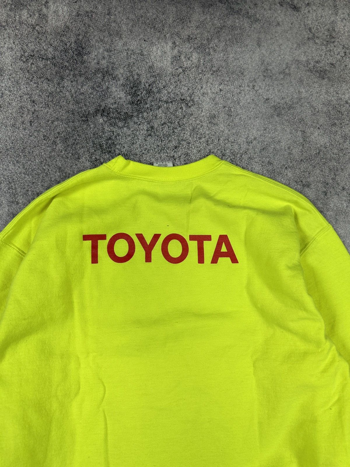 Gildan Vintage Toyota Logo Sweatshirt Streetwear Racing L 90s Size US L / EU 52-54 / 3 - 2 Thumbnail