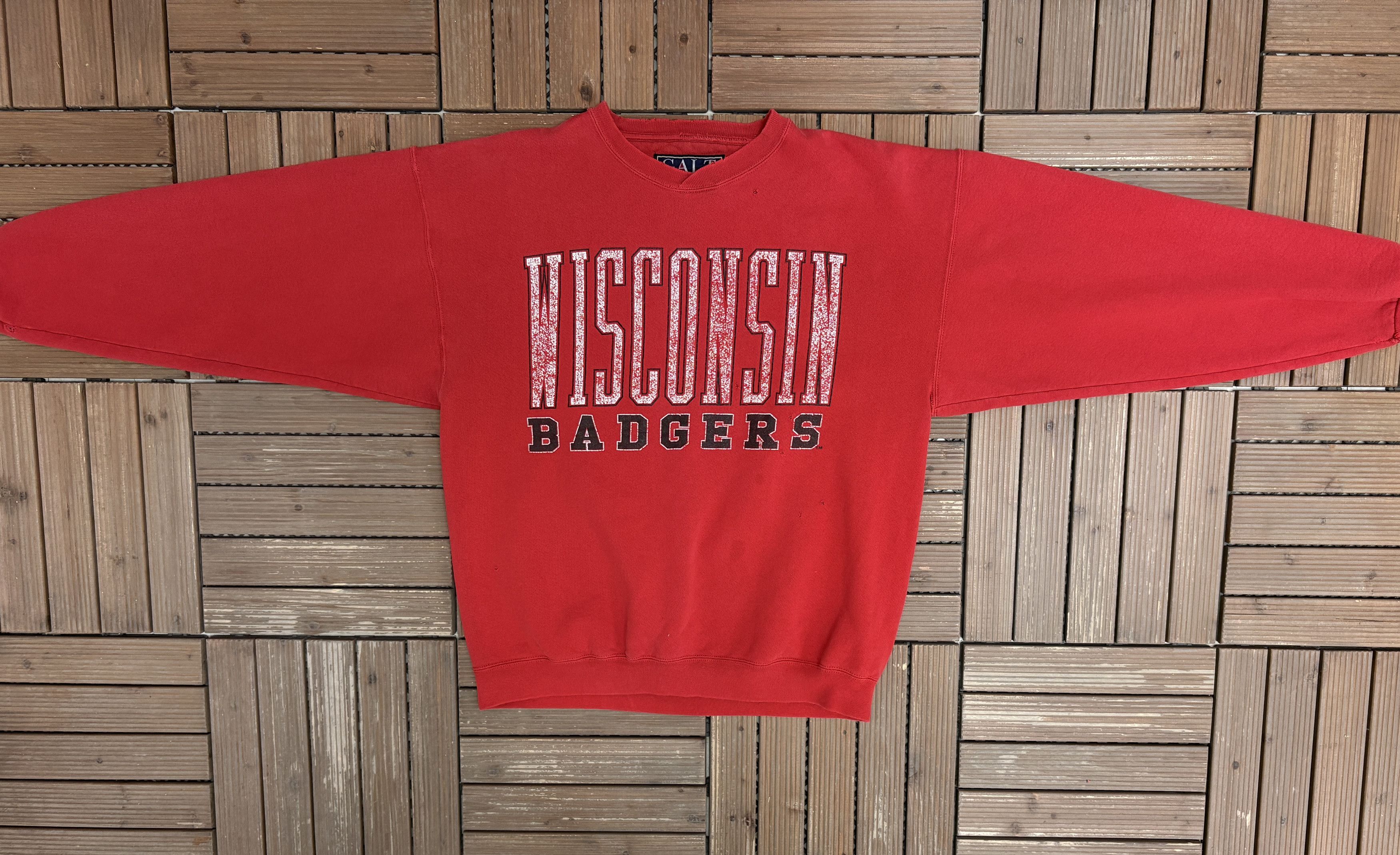 Vintage Wisconsin Badgers Vintage Red Crewneck Sweater Size US L / EU 52-54 / 3 - 5 Thumbnail