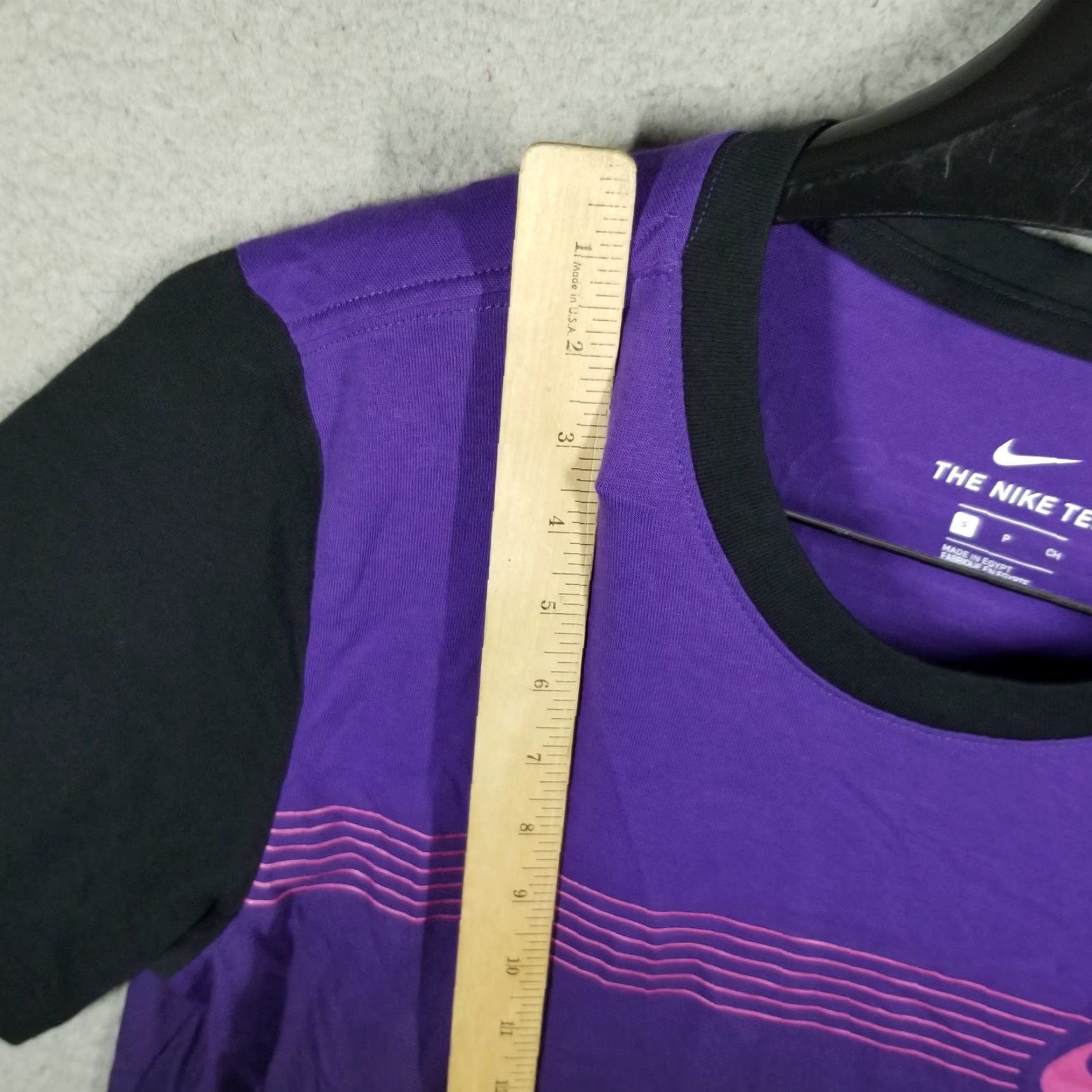Nike Nike T-Shirt Mens Small Purple Graphic Nike Air 1987 Swoosh Streetwear CI2988-547 Size US S / EU 44-46 / 1 - 4 Thumbnail