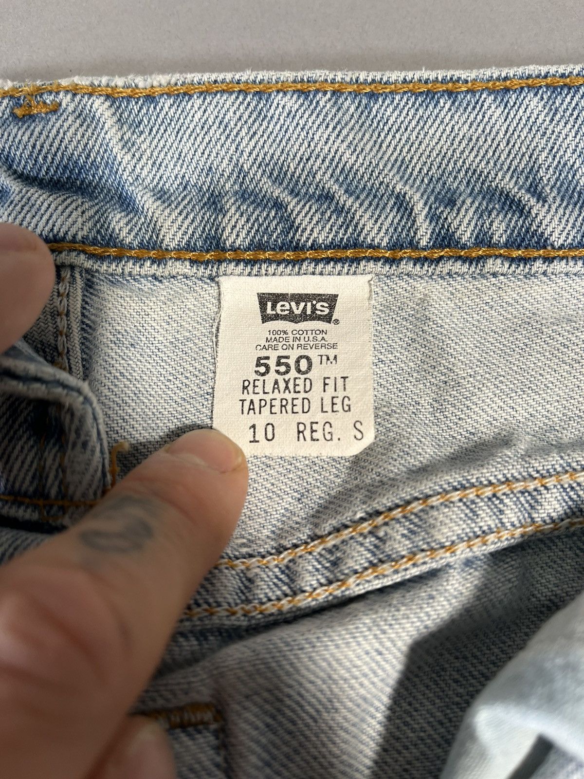 Levi's Vintage Light Wash Levi 550’s Size 32" / US 10 / IT 46 - 3 Thumbnail