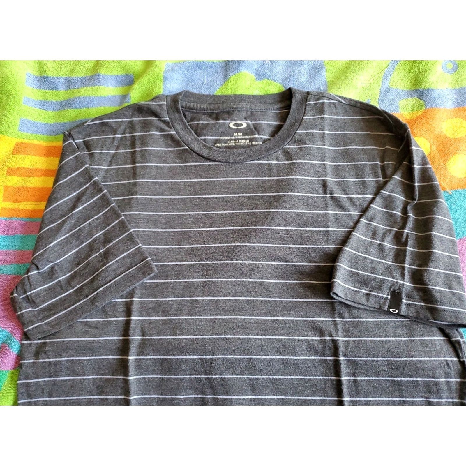 Oakley Oakley T-Shirt Regular Fit Gray Striped Crew Neck Short Sleeve Mens Medium SZ M Size US M / EU 48-50 / 2 - 4 Thumbnail