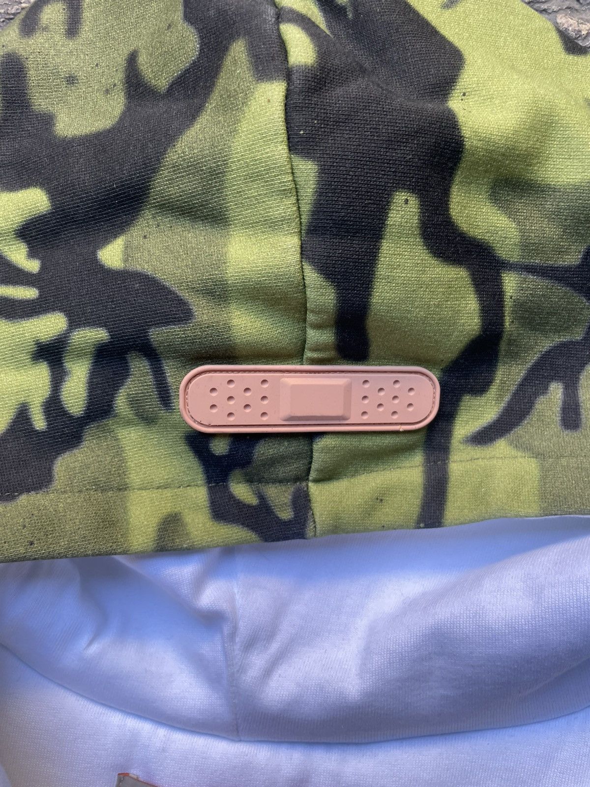 PDF PDF CHANNEL BIGGIE HOODIE Size M Size US M / EU 48-50 / 2 - 3 Thumbnail