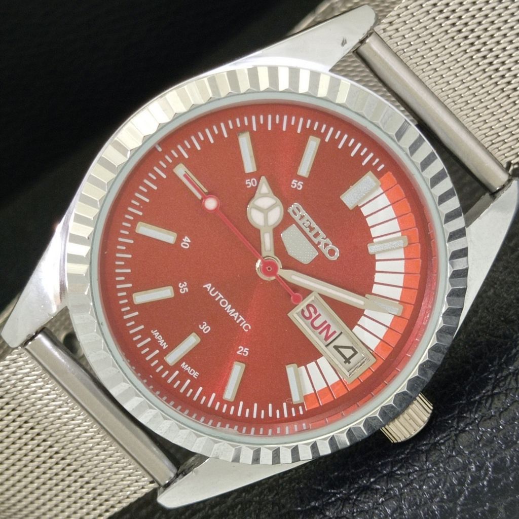 Seiko REFURBISHED VINTAGE SEIKO 5 AUTO JAPAN MENS WATCH a440679 Size 38 - 1 Thumbnail