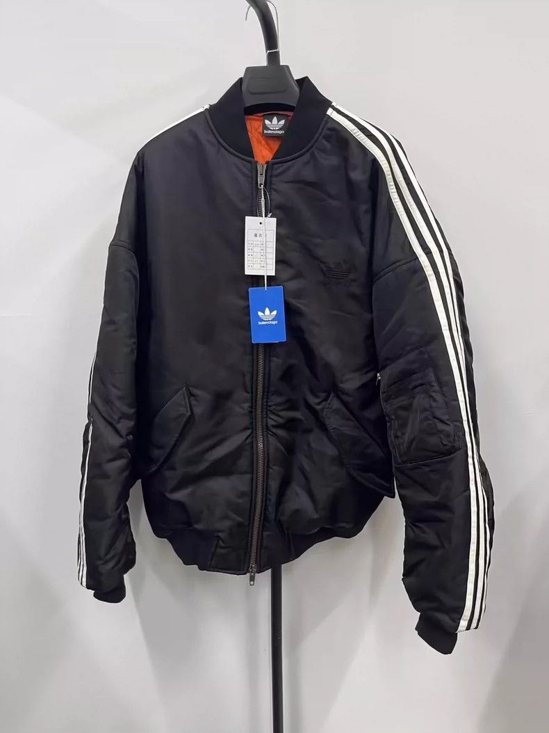 Balenciaga Balenciaga size 44 Letter Logo printed jacket with long sle Size US S / EU 44-46 / 1 - 1 Thumbnail