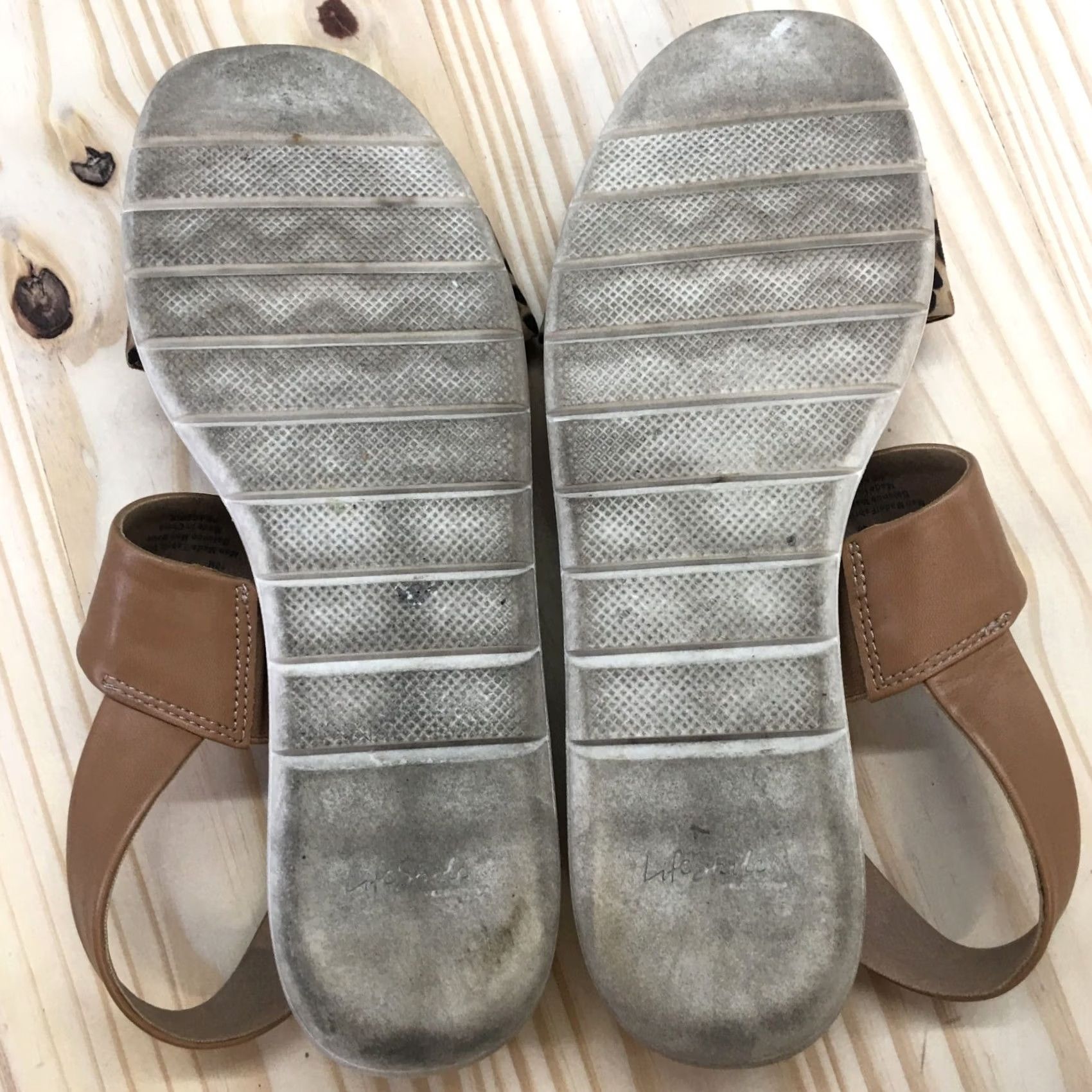 Vintage LifeStride Sandals Velocity 2.0 Two Straps Slingback Brown Womens 10 M Casual Flat Slingback Shoes Size US 10 / IT 40 - 6 Thumbnail