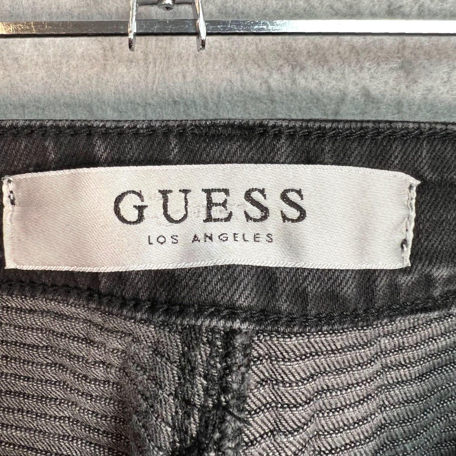Guess GUESS Jeans Slim Tapered Mens 34 Black Cotton Denim 5-Pocket Style Regular Waist Inseam 27 Size US 34 / EU 50 - 3 Thumbnail