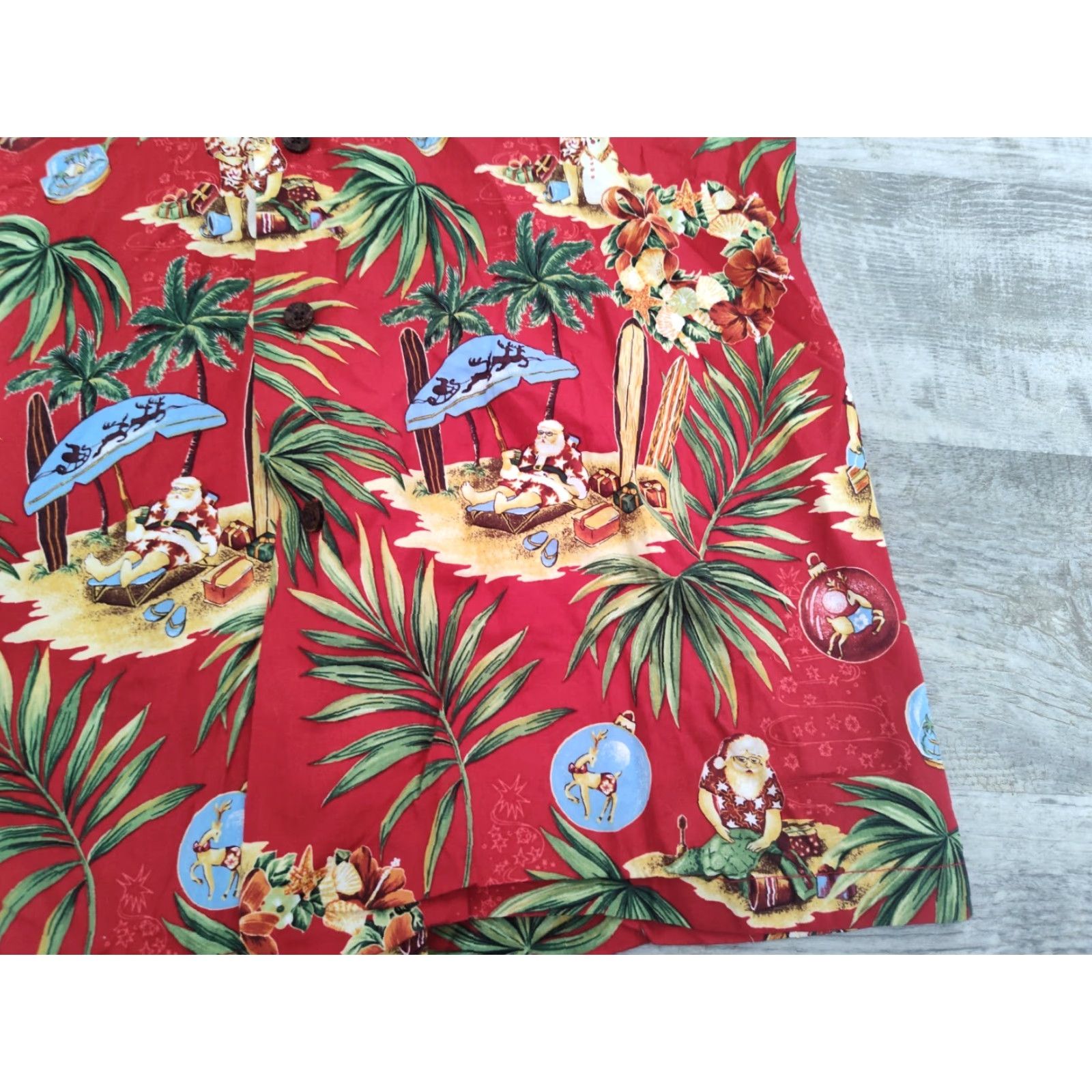Vintage VINTAGE RJC Men's Hawaiian Shirt Short Sleeve Size M Tropical Floral Cotton Surfer Santa Claus Christmas Summer Fall Spring Made in USA Size US M / EU 48-50 / 2 - 3 Thumbnail