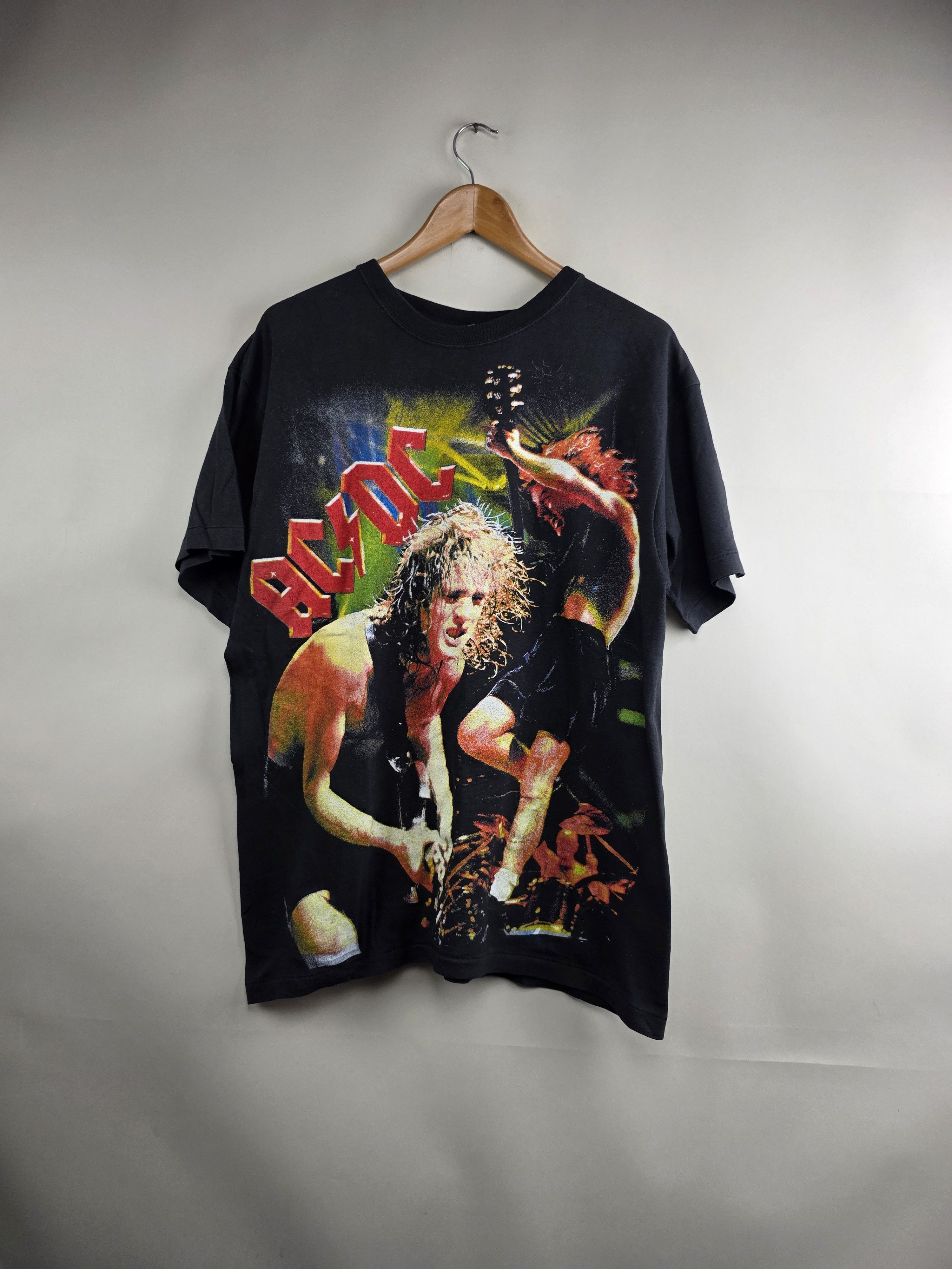AC/DC × Band Tees × Vintage 90s ACDC Angus Burning Dollars Bootleg XL 22" 28.5" Size US XL / EU 56 / 4 - 1 Thumbnail