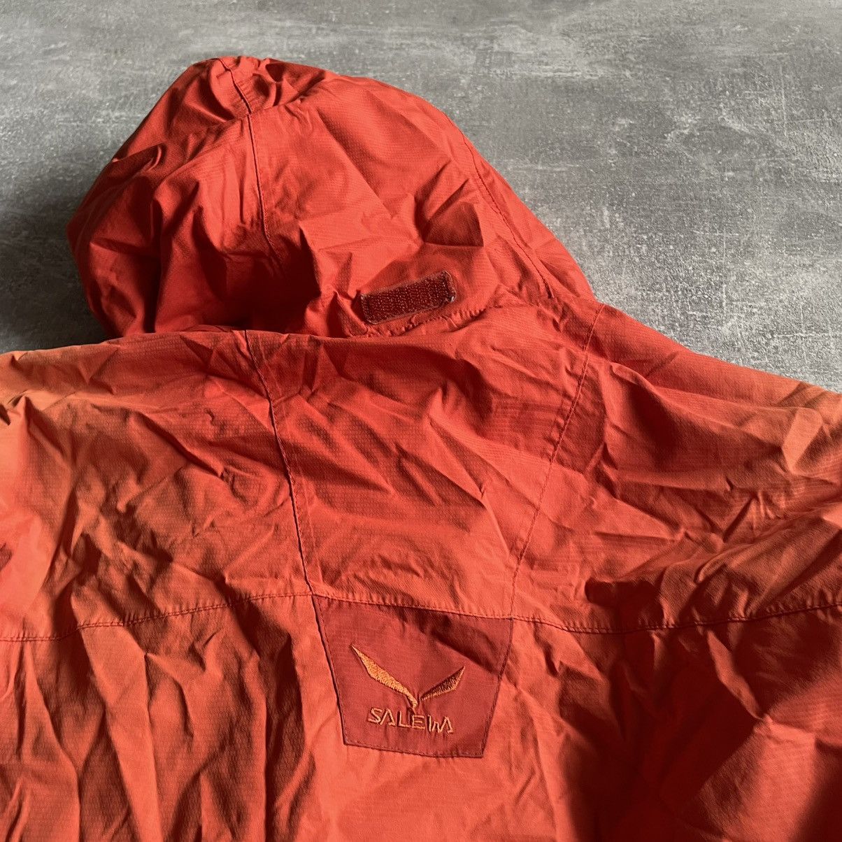 SALEWA Sun distressed Gore Tex Salewa Waterproof Jacket power arct Size US M / EU 48-50 / 2 - 4 Thumbnail