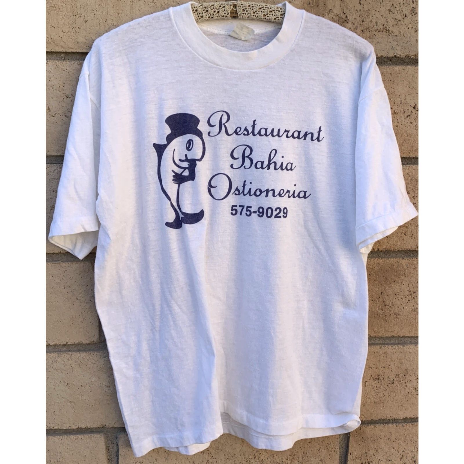 Vintage VINTAGE Signal T-Shirt Mens Short Sleeve White 46 XL RN 46831 Restaurant Bahia Ostioneria Fish Single Stitch Size US XL / EU 56 / 4 - 7 Thumbnail