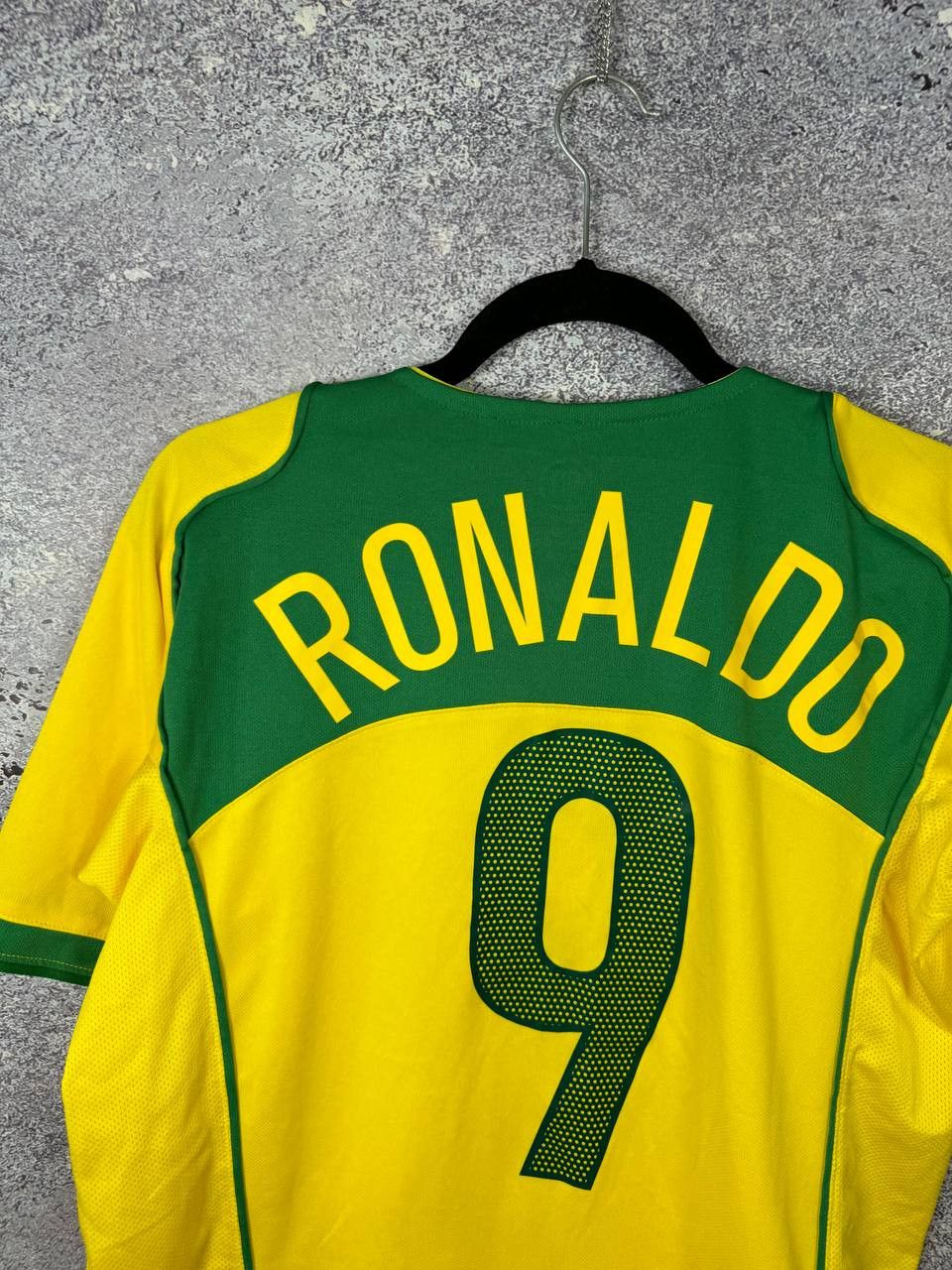 Vintage RONALDO Brazil 2004/06 Nike Fan Soccer Jersey XL Size Size US XL / EU 56 / 4 - 11 Thumbnail