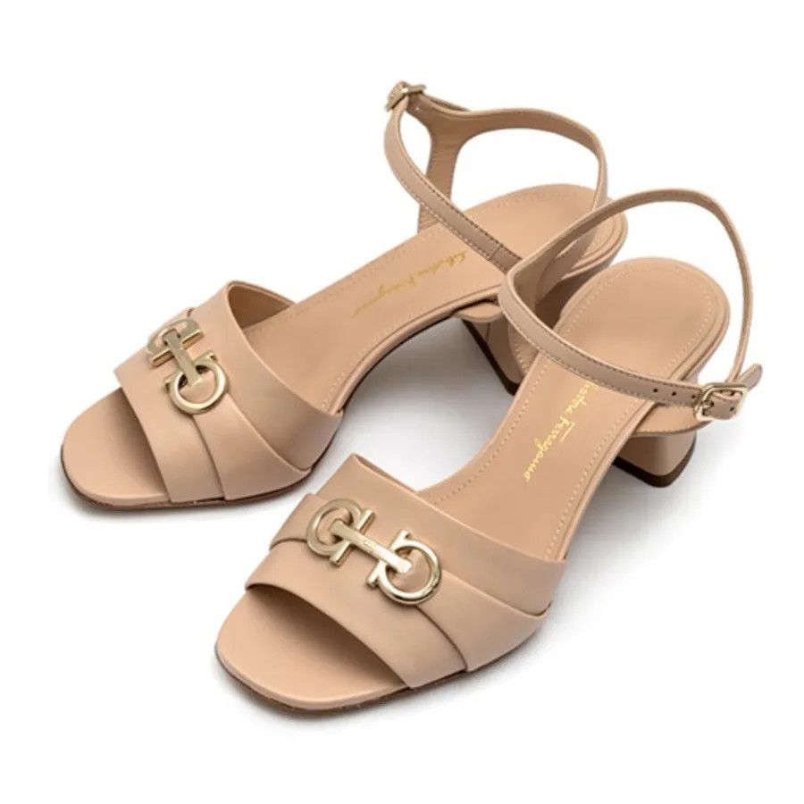 Salvatore Ferragamo o1y0426 Buckle-fastening Ankle Strap Sandals in Beige Size US 6 / IT 36 - 3 Thumbnail