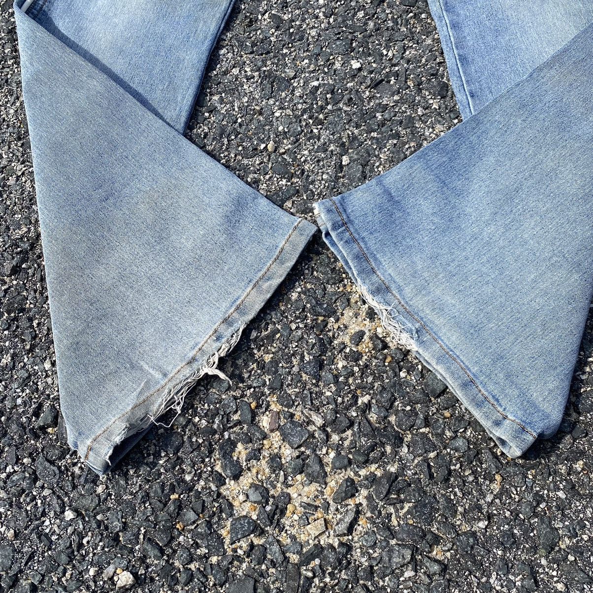 Japanese Brand Vintage Japanese Brand Distressed Flare Jeans Size US 31 - 6 Thumbnail