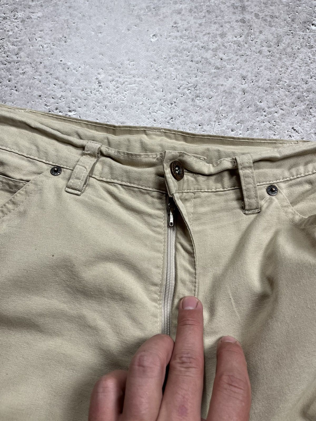 Levi's Vintage Levi’s 631 Beige Pants Made in Italy W36 L36 Size US 36 / EU 52 - 16 Thumbnail