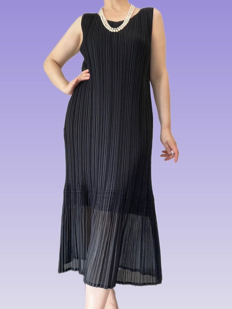 Issey Miyake Issey Miyake black dress Size M / US 6-8 / IT 42-44 - 1 Thumbnail