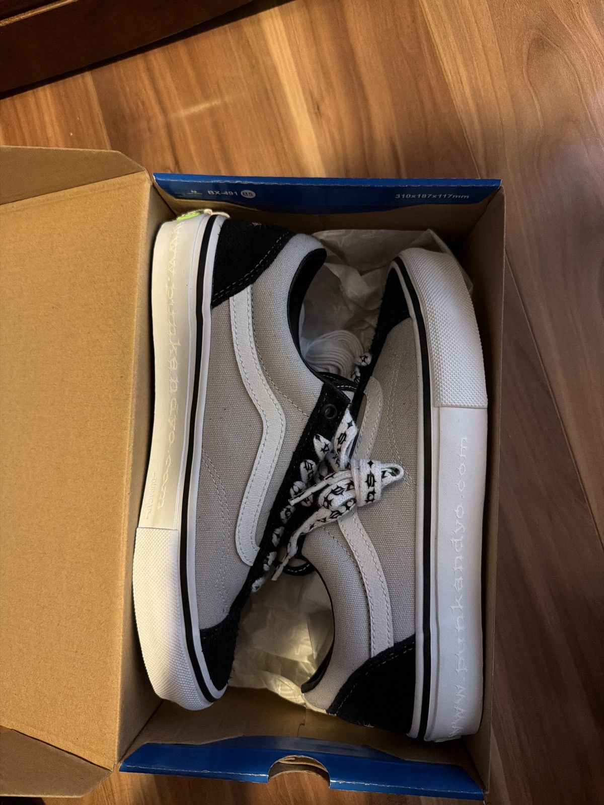 Punk and Yo Punkandyo Vans Old Skool Reissue 36 Size US 8 / EU 41 - 7 Thumbnail