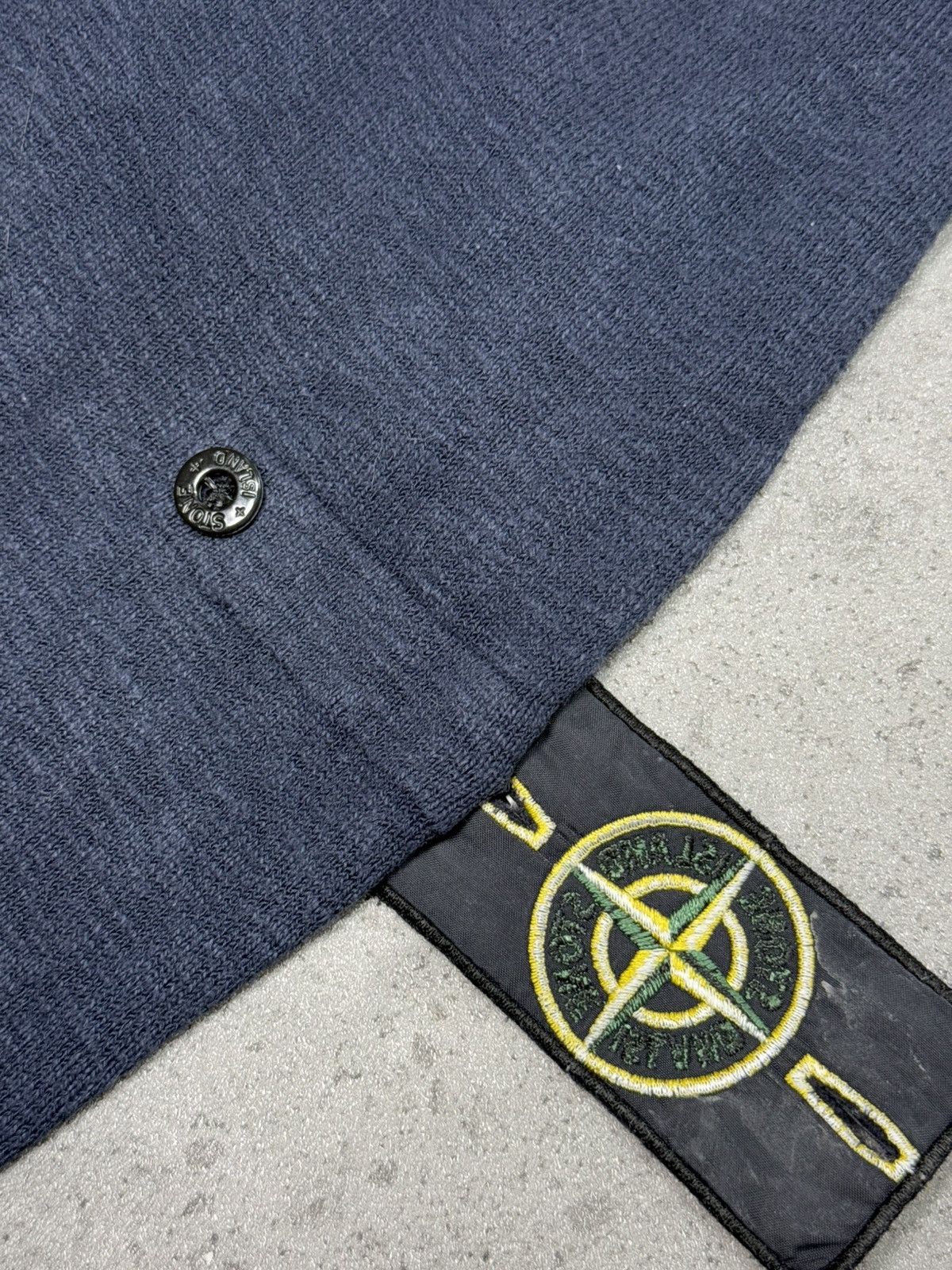 Stone Island Vintage style Stone Island Sweatshirt Dark Blue Navy Size US L / EU 52-54 / 3 - 7 Thumbnail