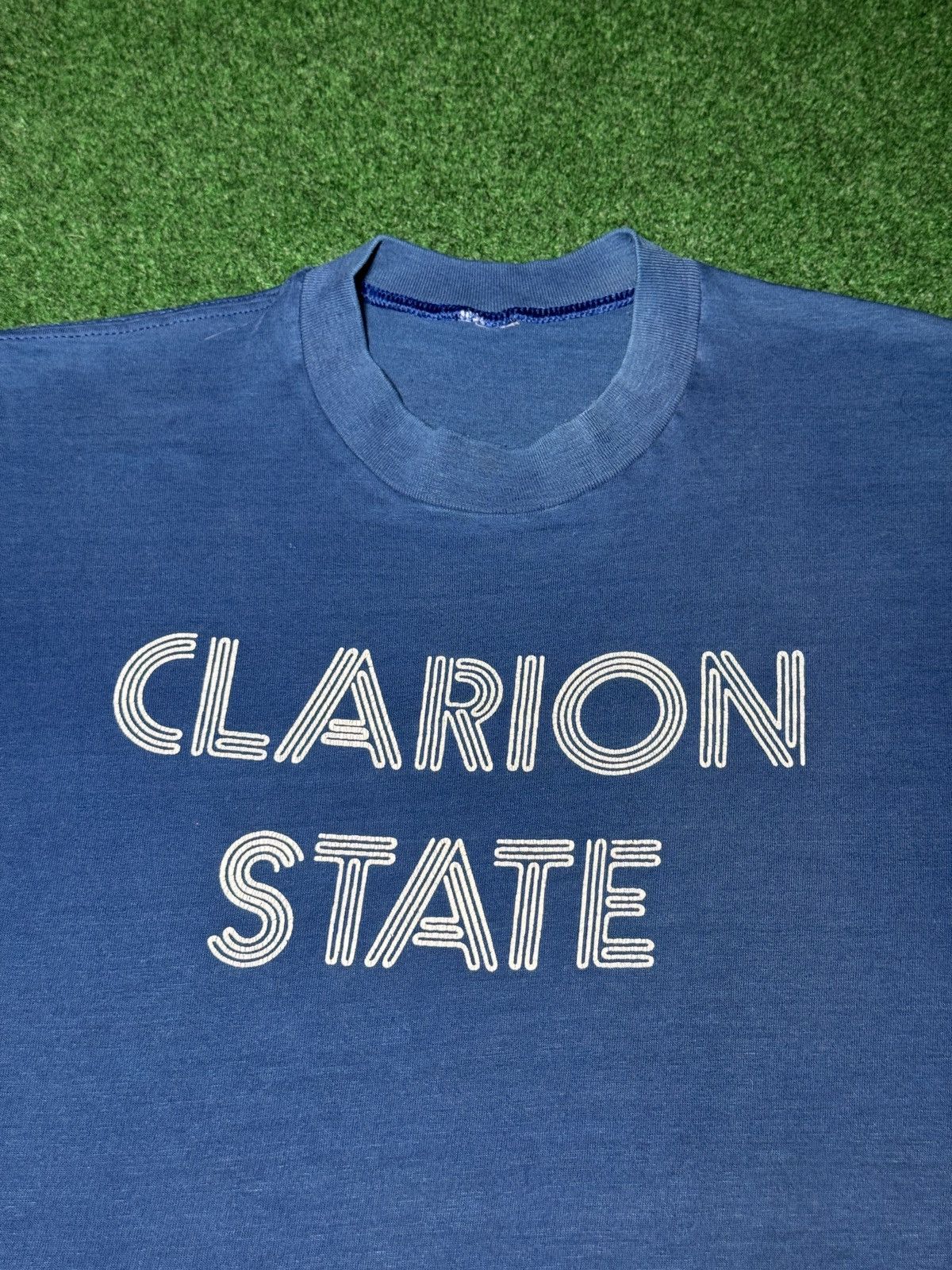 Vintage Vintage 70s 80s Clarion State Retro College 18.5x28 T Shirt Size US M / EU 48-50 / 2 - 2 Thumbnail