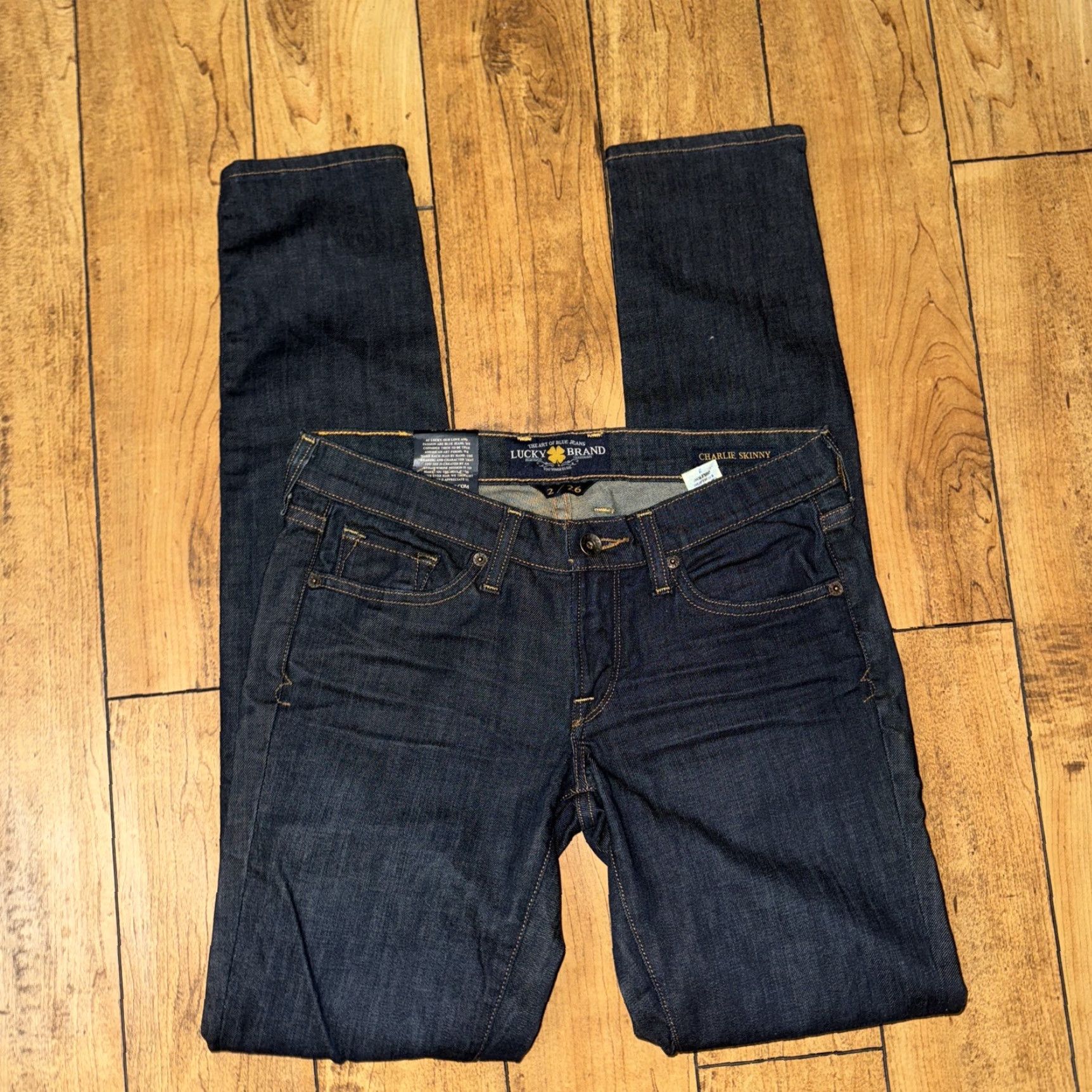 Lucky Brand Lucky Brand Jeans 2/26 32 Charlie Skinny Blue Denim BNWT Womens Jeans Size 26" / US 2 / IT 38 - 5 Thumbnail