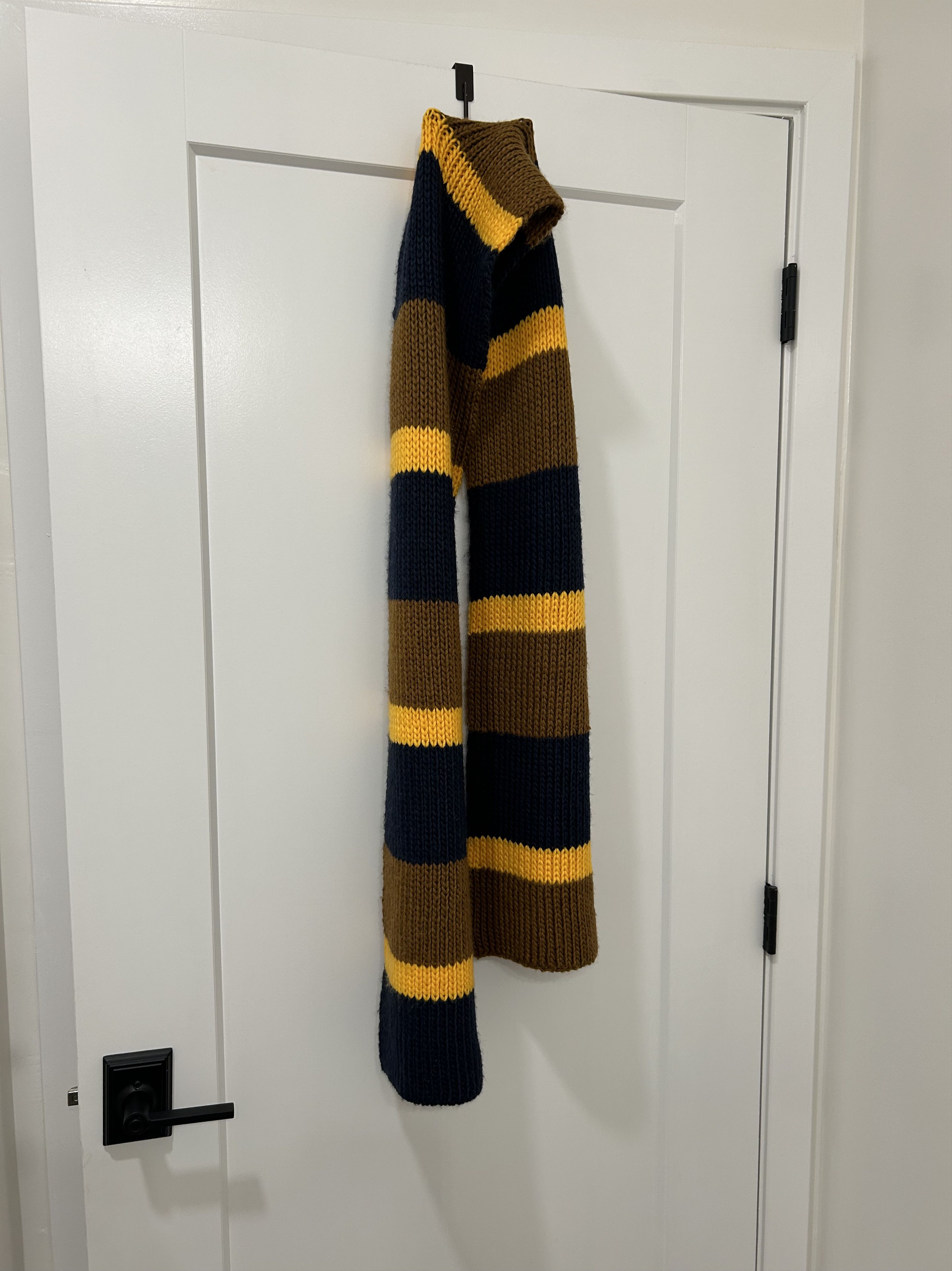 Zara Zara Dual Color Thick Scarf Size ONE SIZE - 1 Thumbnail
