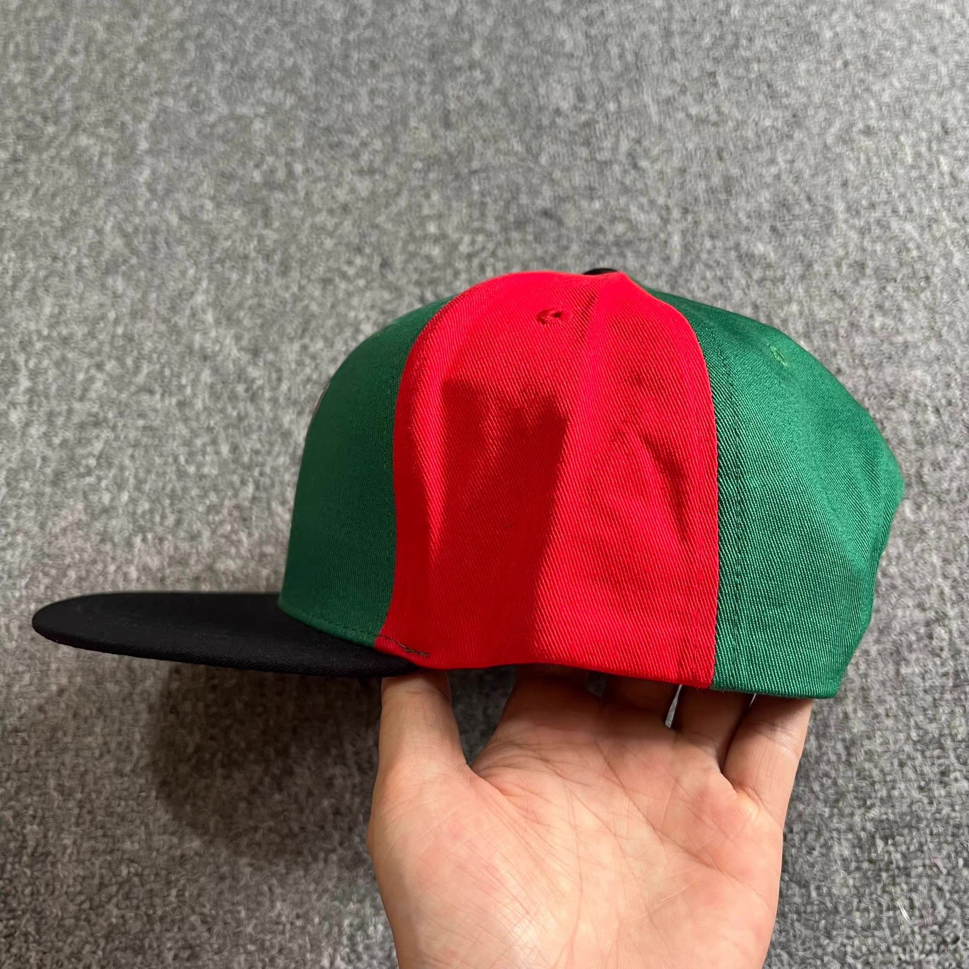Cross Colours Cross Colours embroidered flat brim baseball cap Q7 Size ONE SIZE - 5 Thumbnail