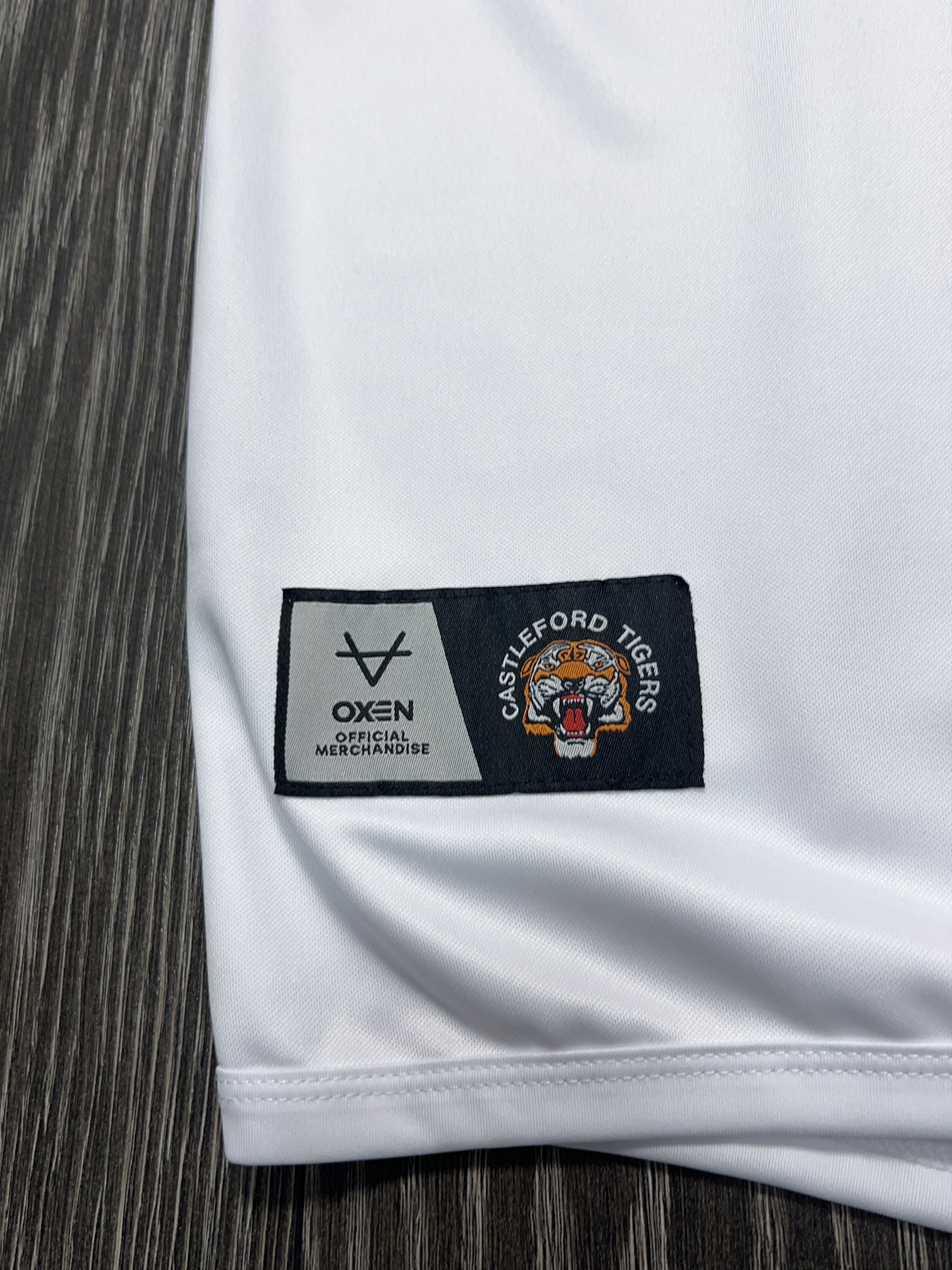 Gear for Sports OXEN Castleford Tigers Rugby League England Jersey Shirt Size US L / EU 52-54 / 3 - 4 Thumbnail