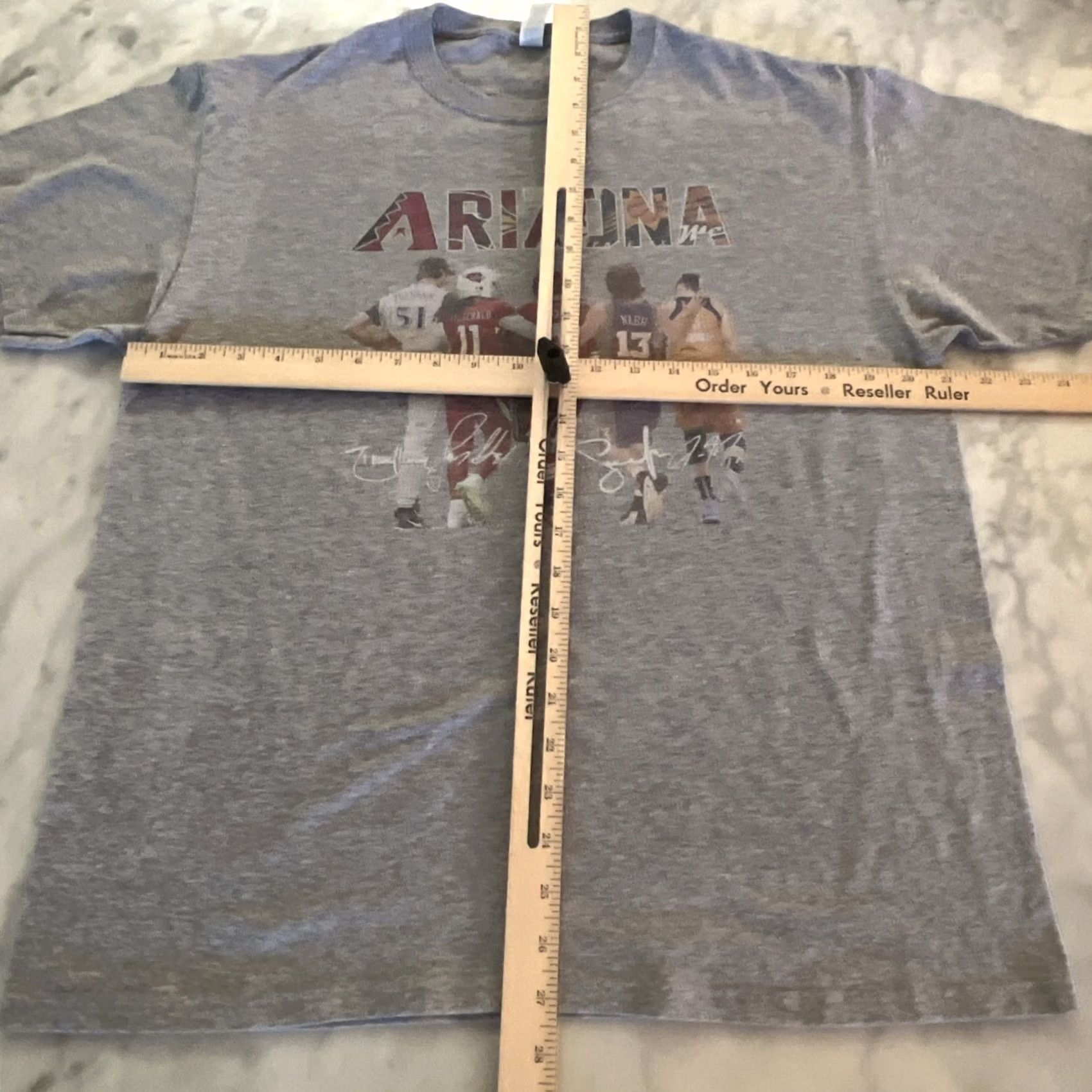 Jerzees Arizona Sports Graphic T Shirt L Gray Nike? (Note: Original title includes players; not adding new information) Size US L / EU 52-54 / 3 - 6 Thumbnail
