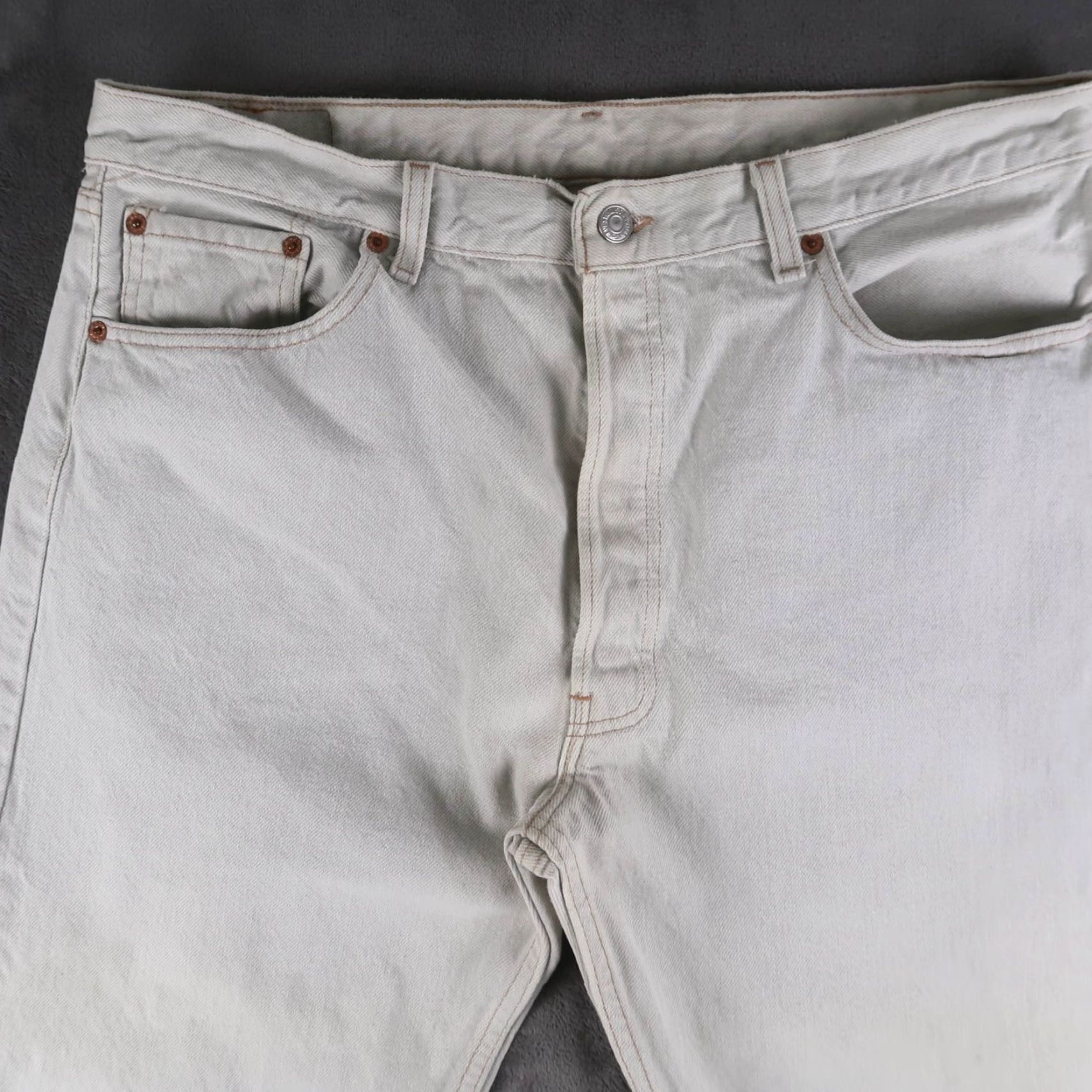 Levi's VINTAGE Levi's 501 Jeans Denim 38x30 Gray Mens USA 90s 5-Pocket Straight Regular Fit Cotton Button Closure Belt Loops Size US 38 / EU 54 - 3 Thumbnail