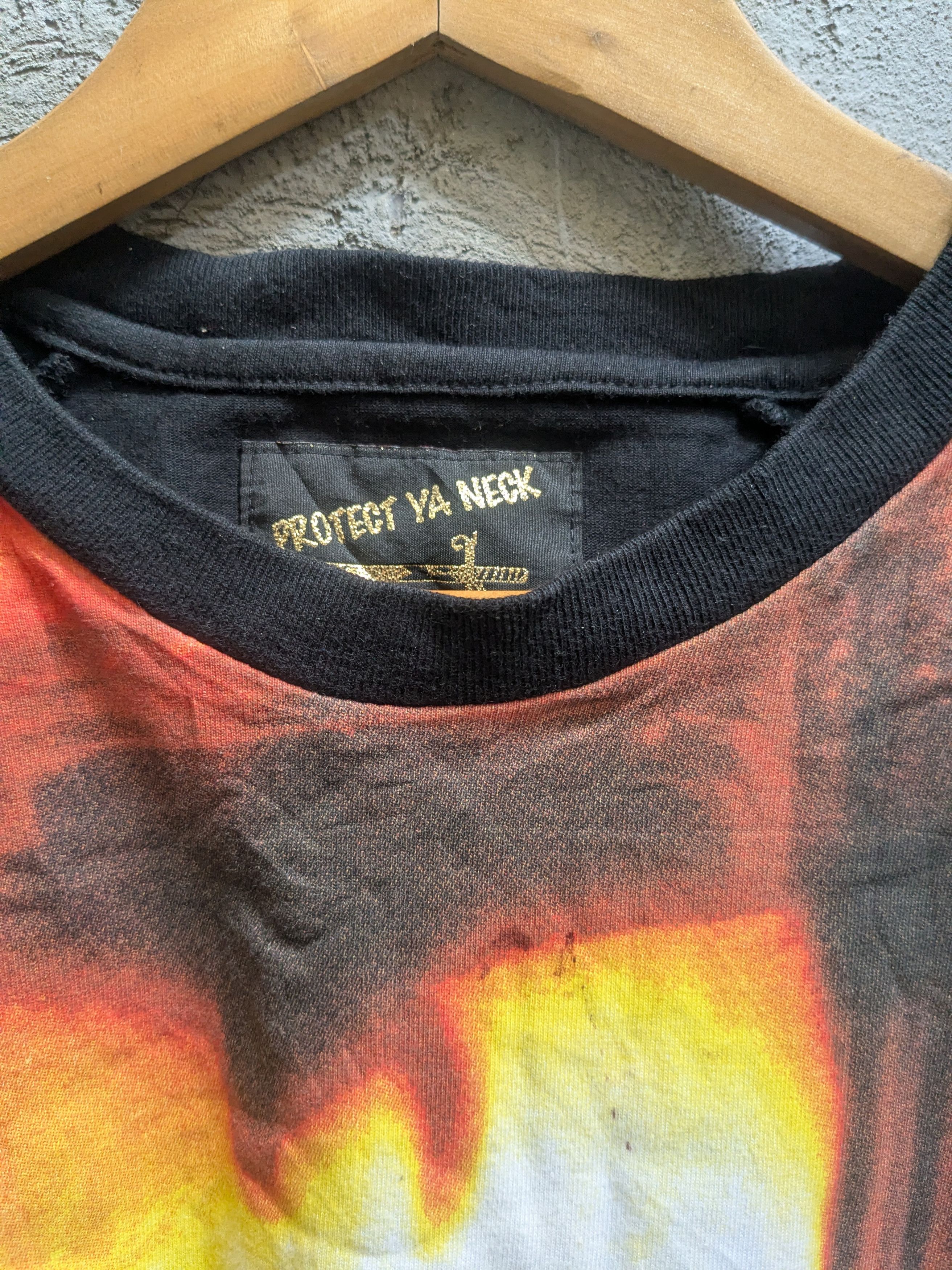 Wu-Tang Clan Wu Tang clan applebum protect Ya neck og edition Size US M / EU 48-50 / 2 - 8 Thumbnail