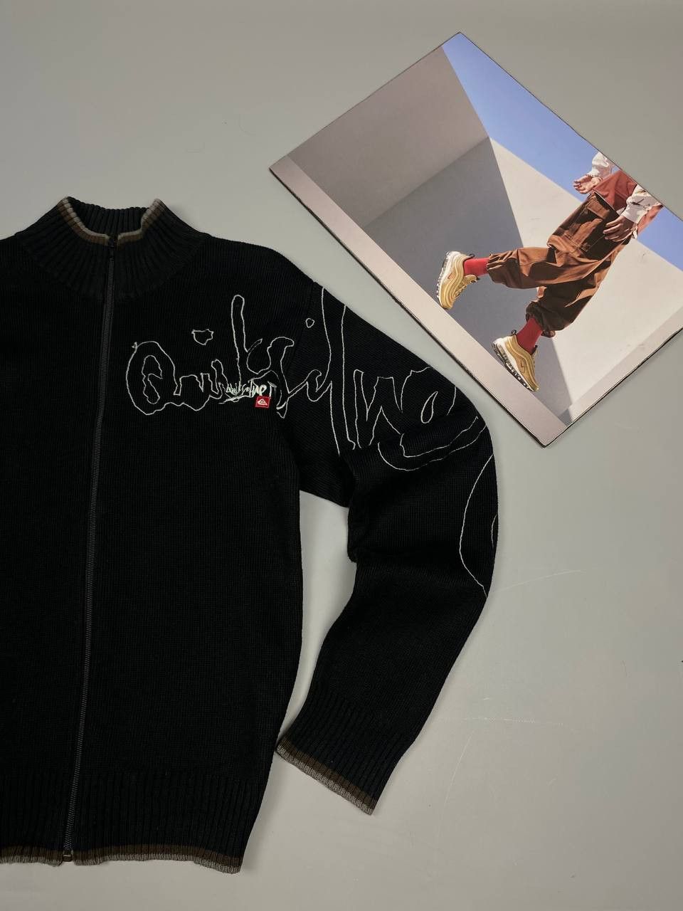Quiksilver Share Vintage Quicksilver Avant Garde Knit Zip Sweater Size US M / EU 48-50 / 2 - 1 Thumbnail