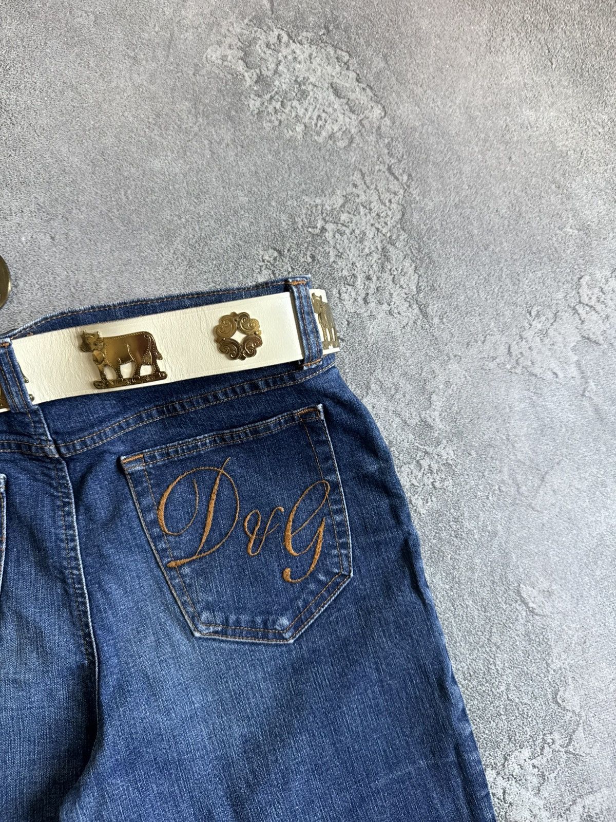 Etro 90s Retro vintage leather belt iconic cows 🐄 metal details Size ONE SIZE - 3 Thumbnail