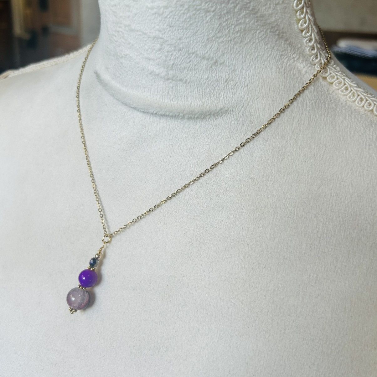 Handmade Handcrafted art glass bead drop pendant on chain necklace Size ONE SIZE - 4 Thumbnail