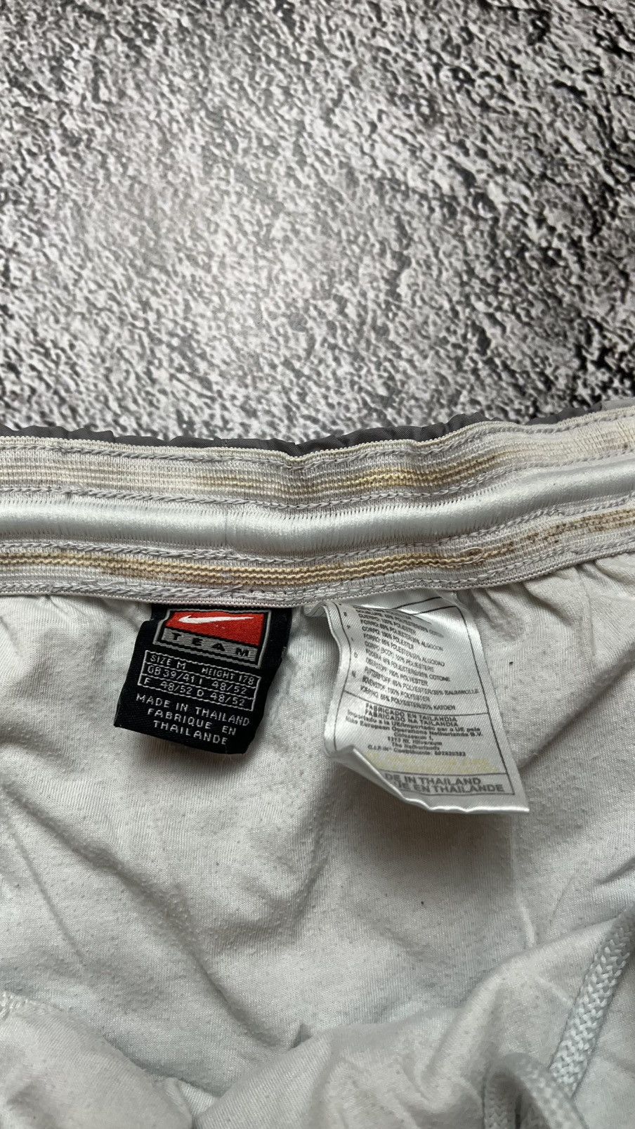 Nike 2000-2001 PSG Paris Saint Germain rare vintage nike shorts Size US 34 / EU 50 - 4 Thumbnail