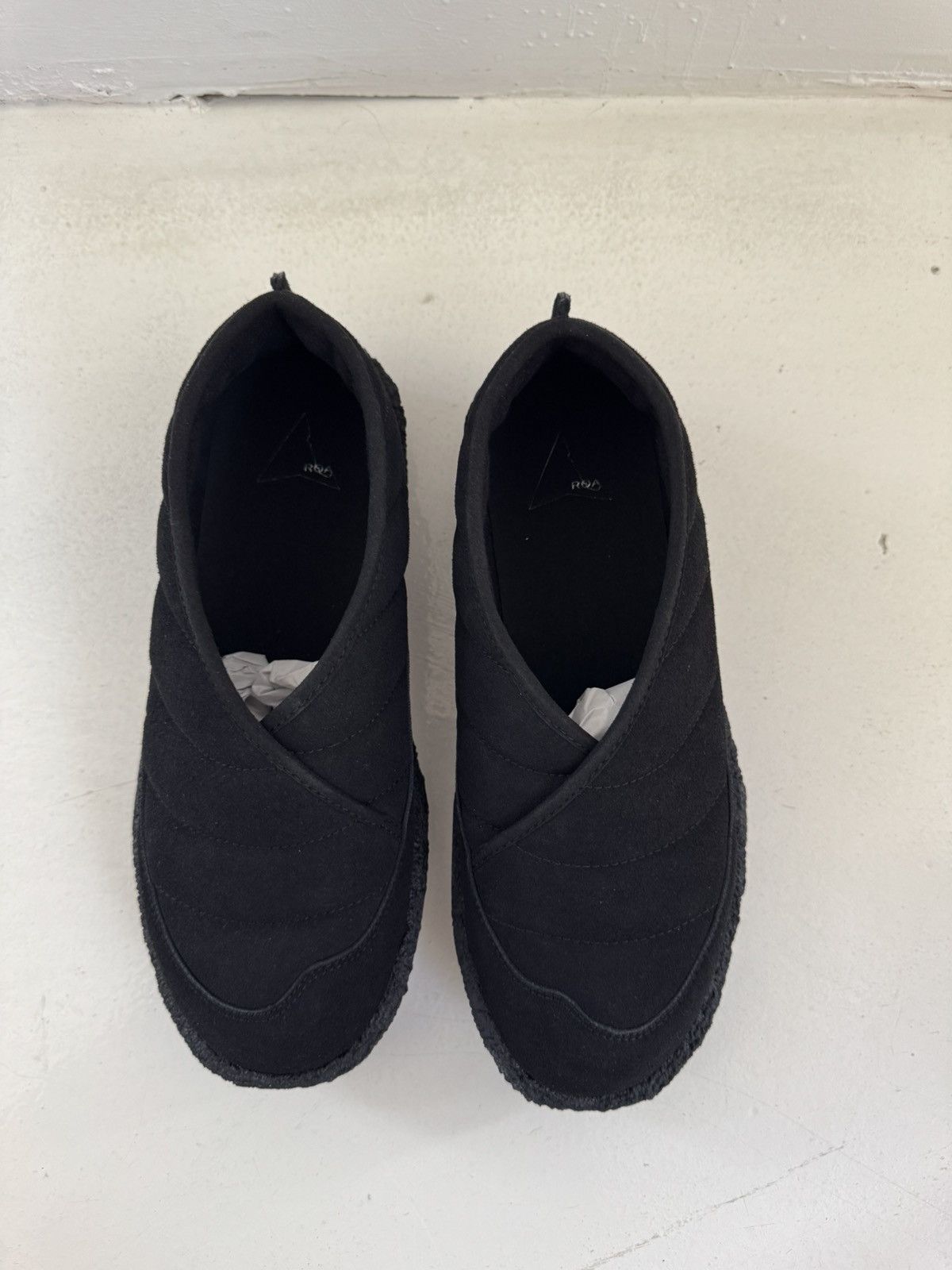 ROA ROA Black Low Top Nuvolau House Shoes Size US 8 / EU 41 - 2 Thumbnail