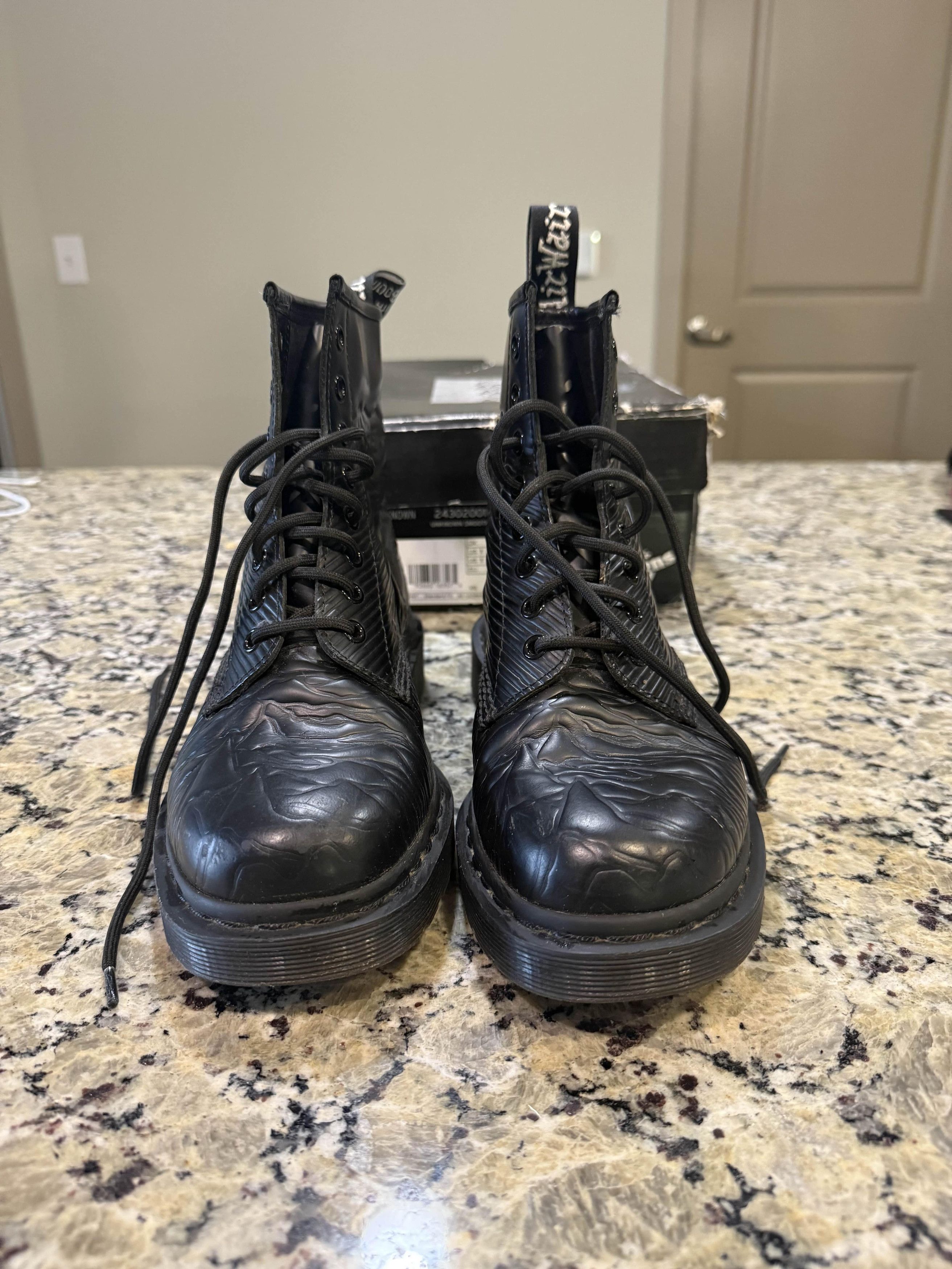 Dr. Martens Dr. Martens x Joy Division "Unknown Pleasures" 1460 Size US 9 / IT 39 - 2 Thumbnail