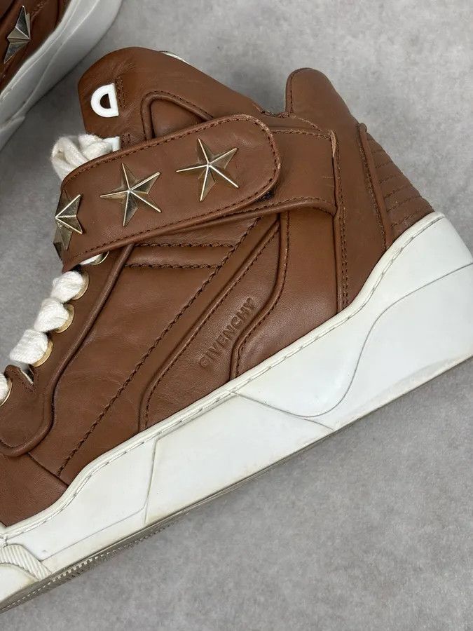 Givenchy AW2015 Givenchy Tyson Brown Leather Star High Sneakers by Riccardo Tisci Size US 7.5 / EU 40-41 - 8 Thumbnail