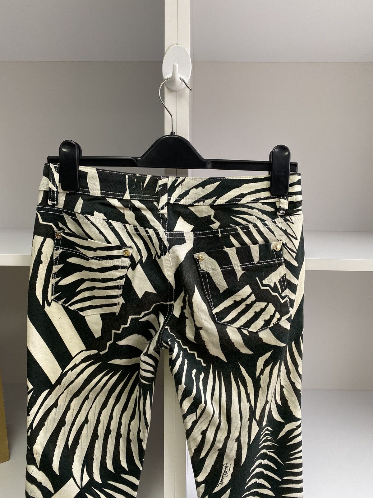 Just Cavalli × Vintage Vintage Just Cavalli Black/White Printed women’s pants Size 27" / US 4 / IT 40 - 21 Thumbnail