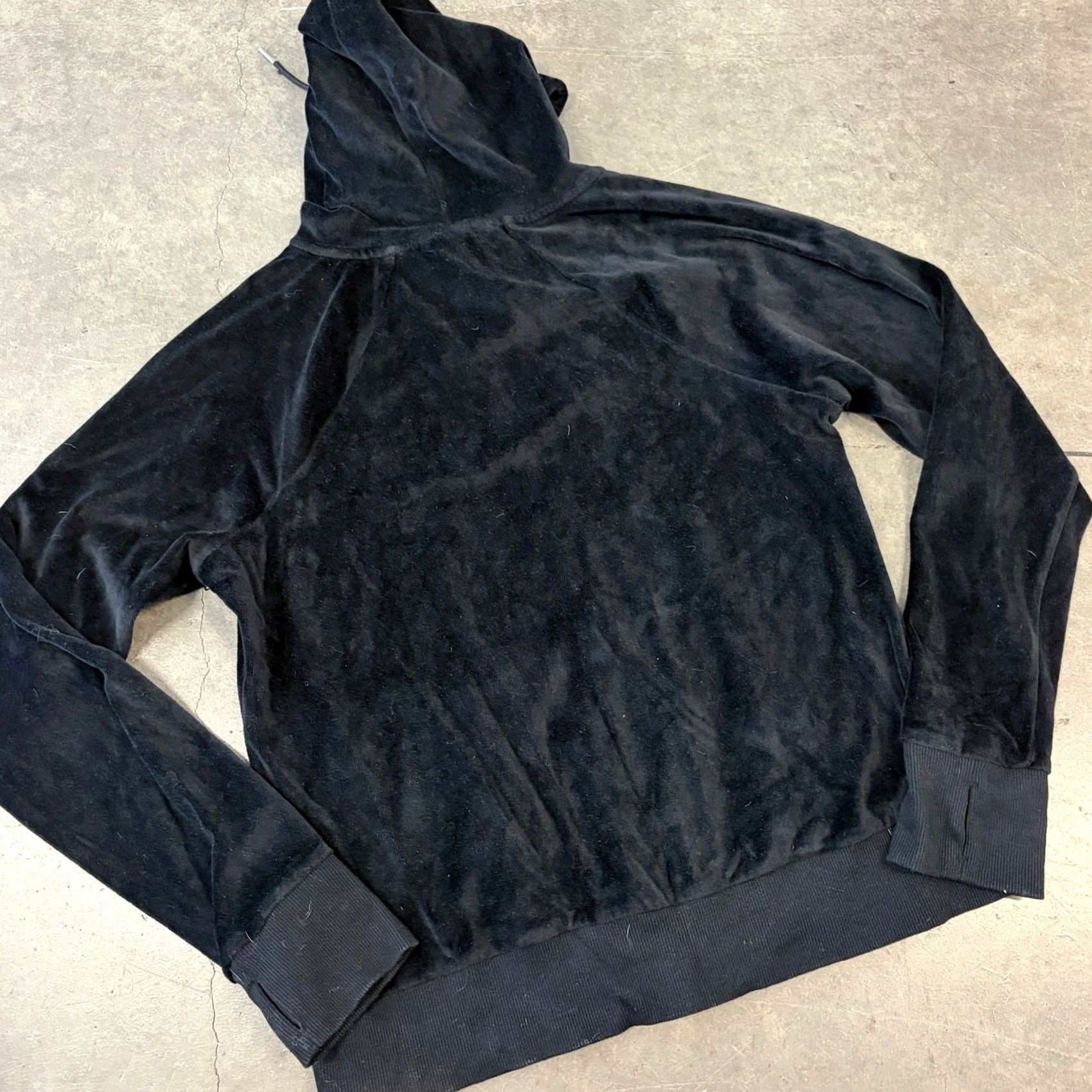Bebe VINTAGE Y2K Bebe Mcbling Rhinestone Black Velour Full Zip Hoodie Sweatshirt L Womens Size L / US 10 / IT 46 - 2 Thumbnail