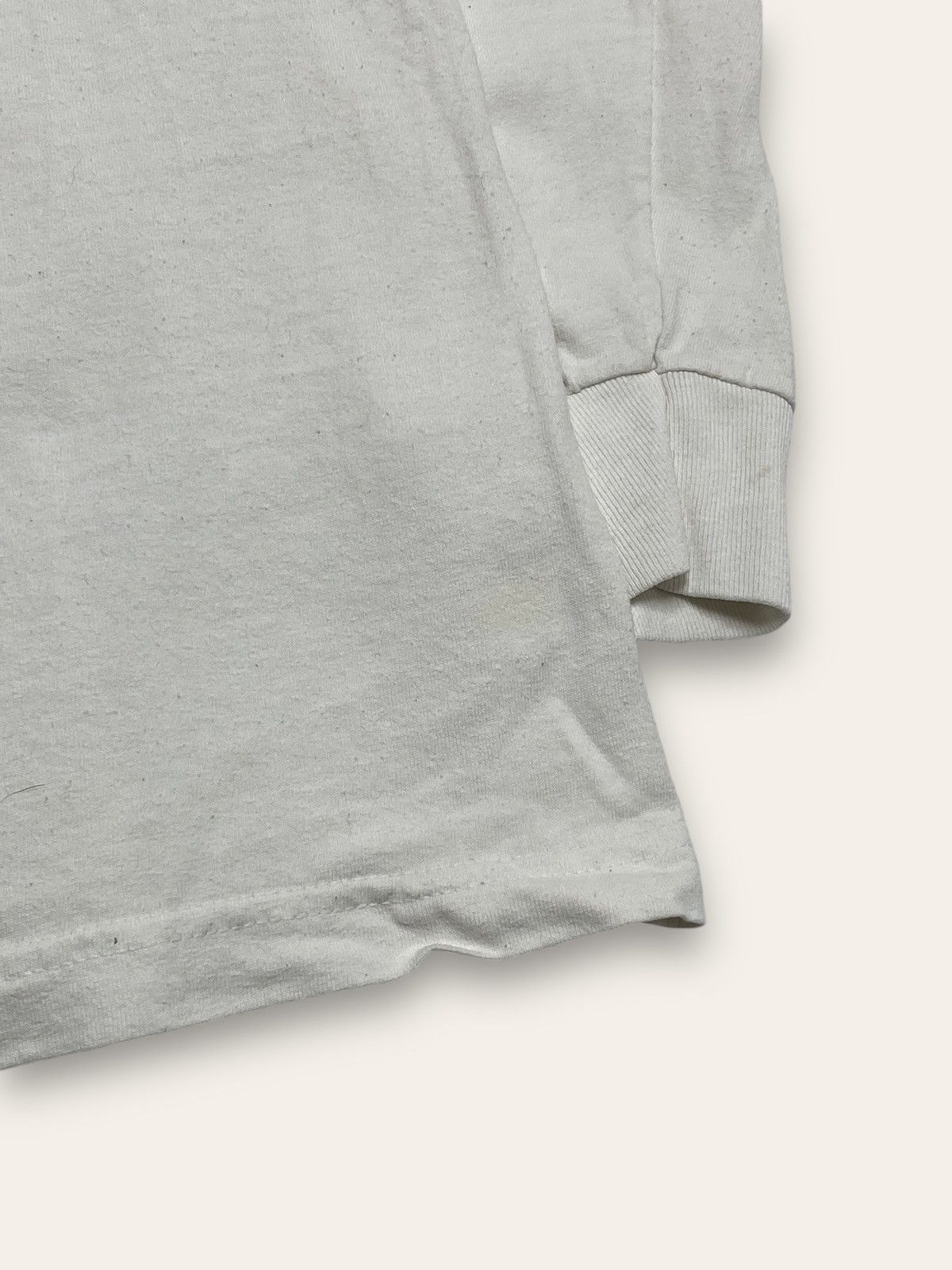 Huf Vintage HUF Big Logo Disorder Longsleeve Tee Shirt Y2K Size US S / EU 44-46 / 1 - 8 Thumbnail