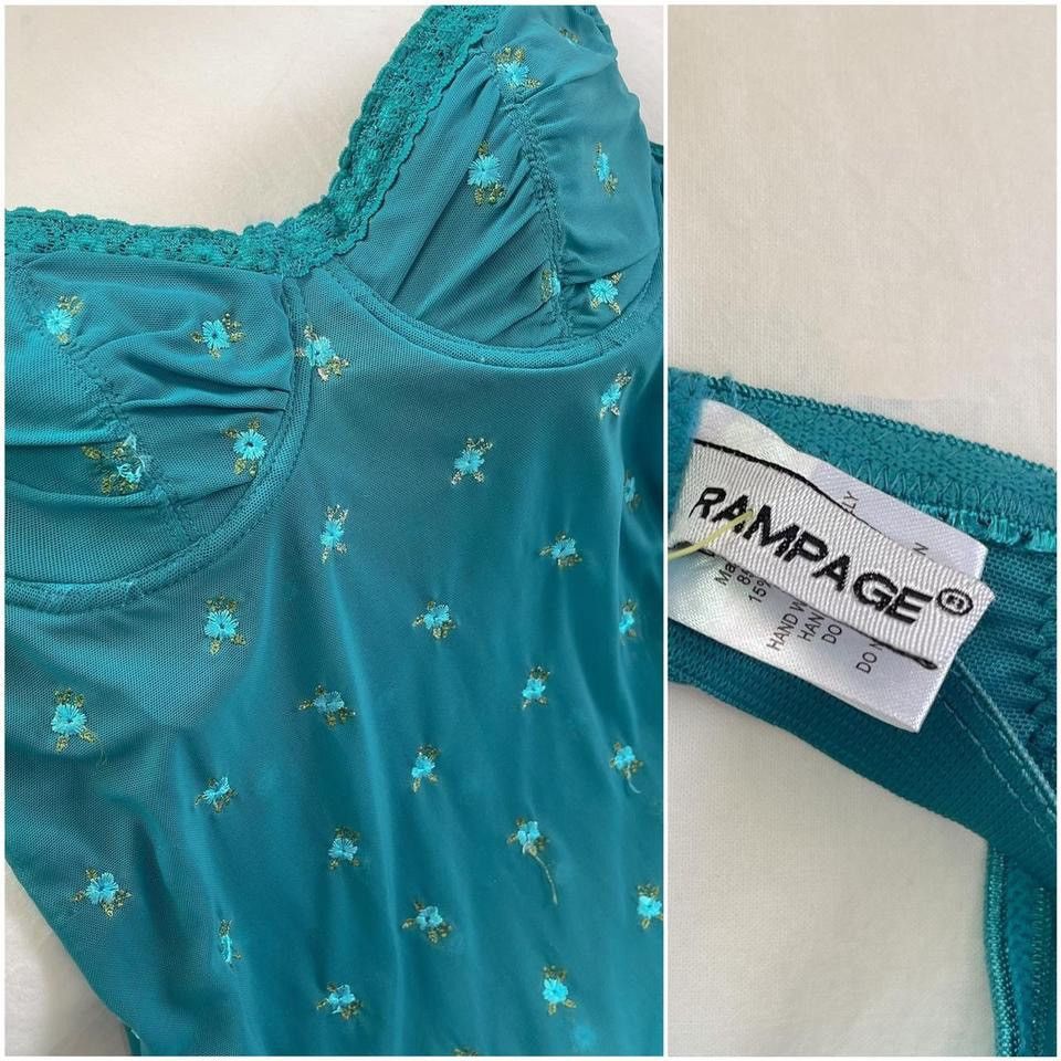 Vintage Vintage Green Floral Embroidered Mesh Mini Dress/Top (S-L) Size ONE SIZE - 2 Thumbnail