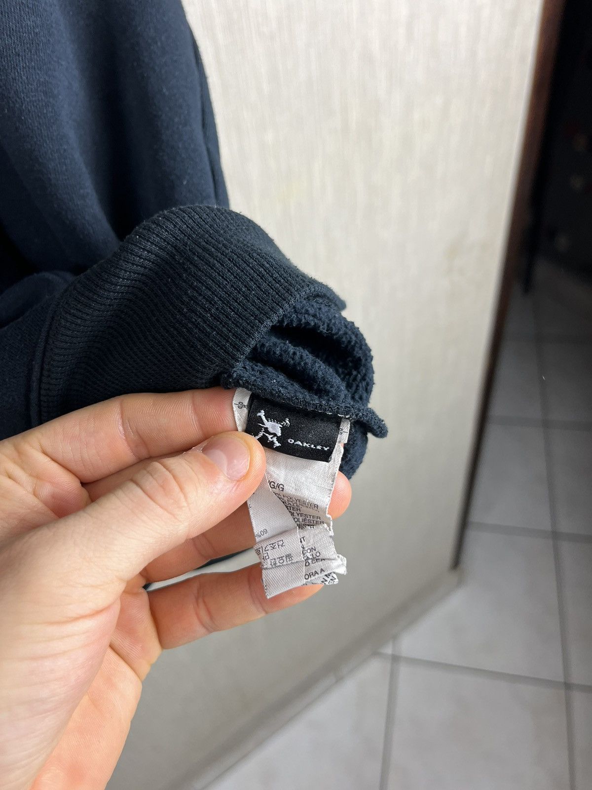 Oakley × Vintage Vintage Oakley y2k zip hoodie sweatshirt big logo elipse Size US L / EU 52-54 / 3 - 16 Thumbnail