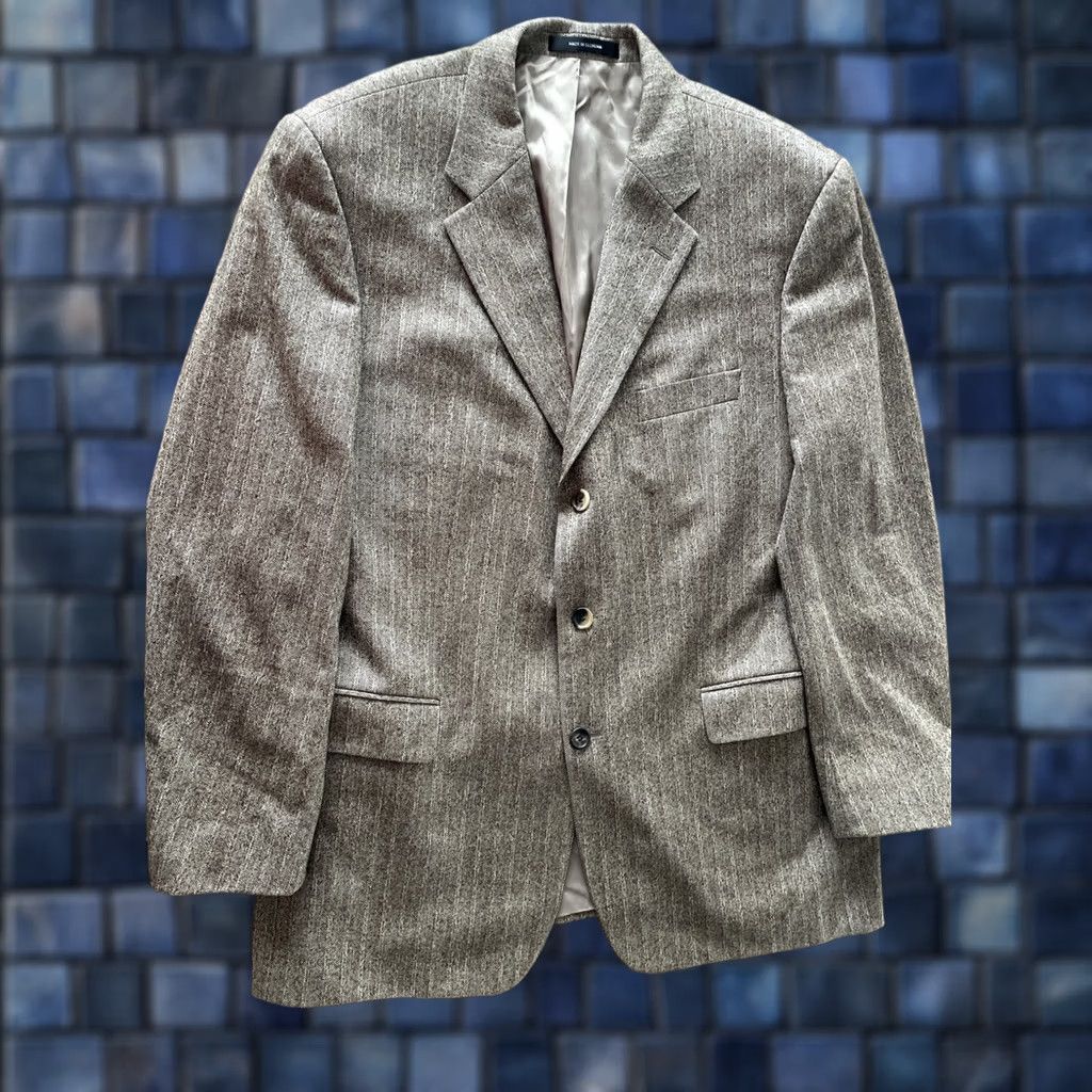 Hugo Boss HUGO BOSS Sport Jacket Mens 44R Wool Tweed Herringbone Double-Vented Brown Blazer Loro Piana Zelander Merino Wool JACKET/COAT BUTTON Styled? Size 44R - 1 Thumbnail