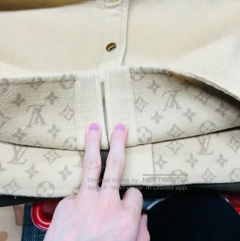 Louis Vuitton Louis Vuitton Beige Wool Midi Skirt for Women . Size 23" - 6 Thumbnail
