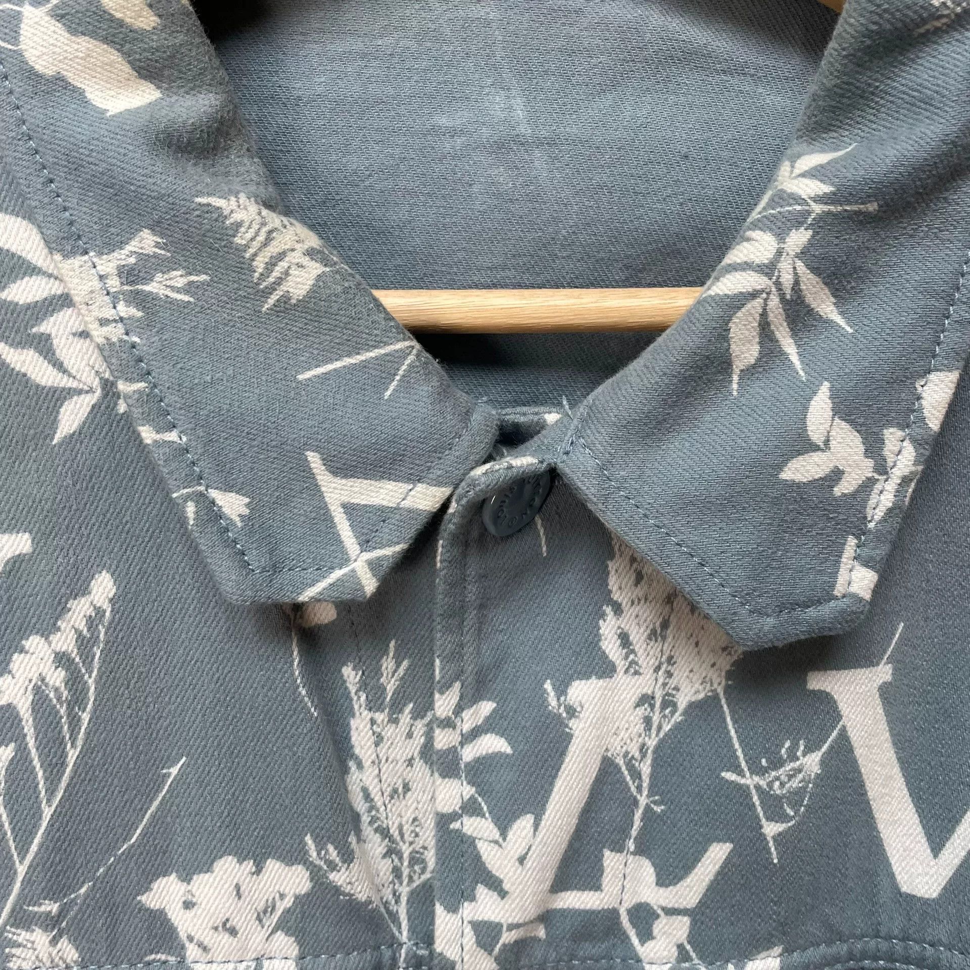 Louis Vuitton Louis Vuitton SS23 Monogram Flower Denim Jacket Size US M / EU 48-50 / 2 - 5 Thumbnail