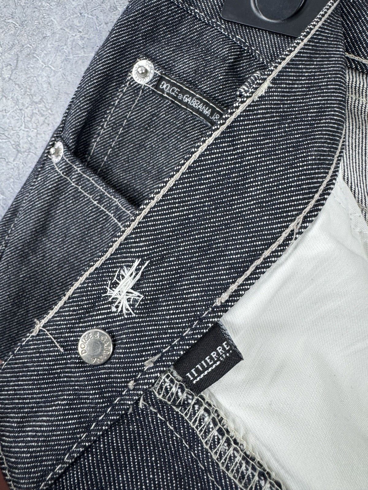Dolce & Gabbana 1990s Dolce & Gabbana J&ANS Vintage Denim Jeans Made Italy Size US 33 - 10 Thumbnail