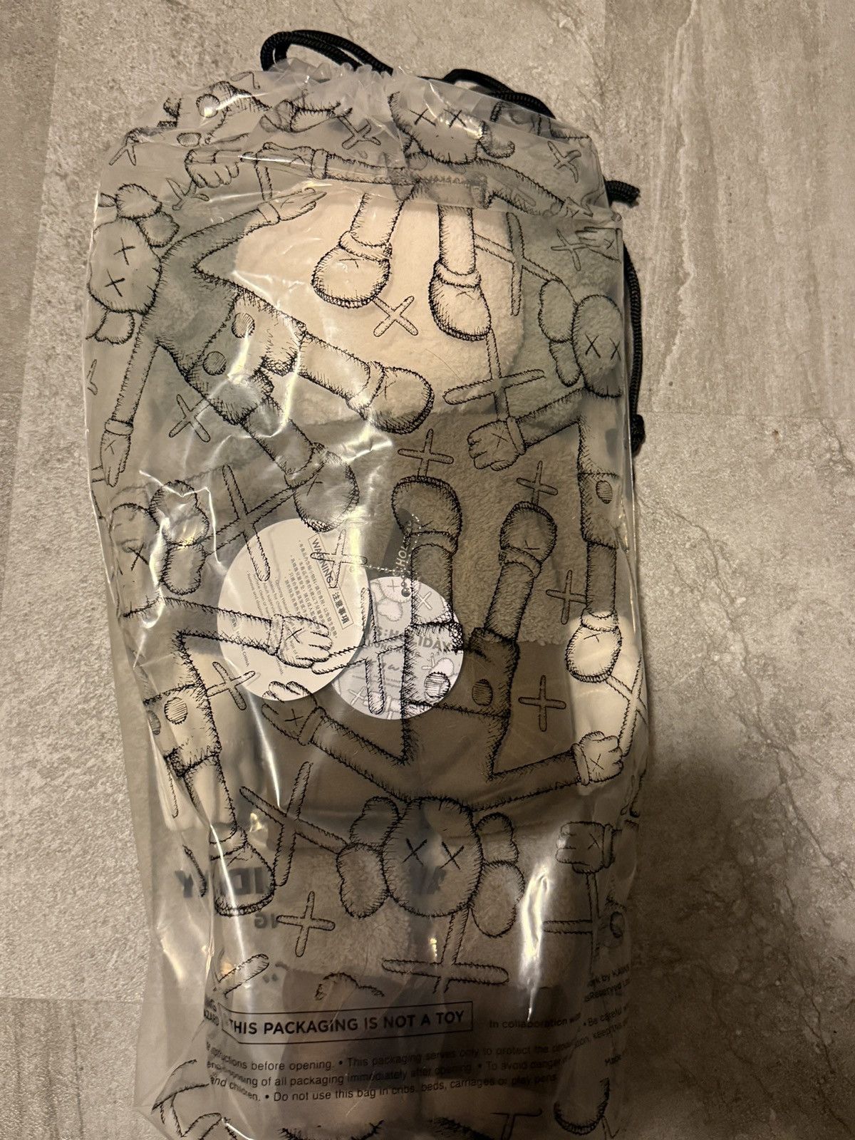 Kaws KAWS HOLIDAY HONG KONG COMPANION PLUSH Size ONE SIZE - 2 Thumbnail