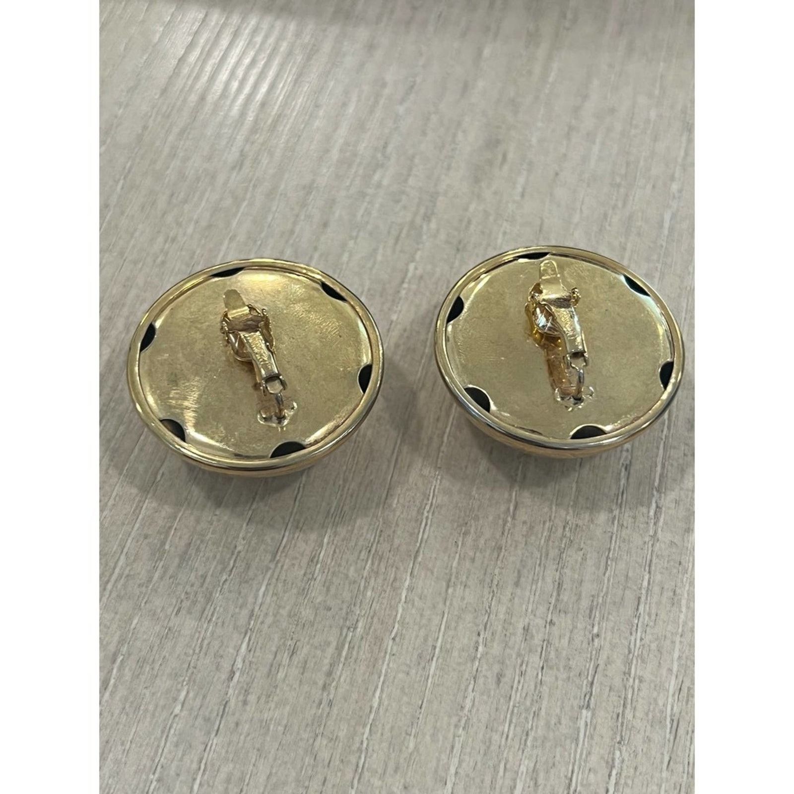 Vintage Vintage Gold Dome Trifari Clip On Earrings Signed Size ONE SIZE - 4 Thumbnail